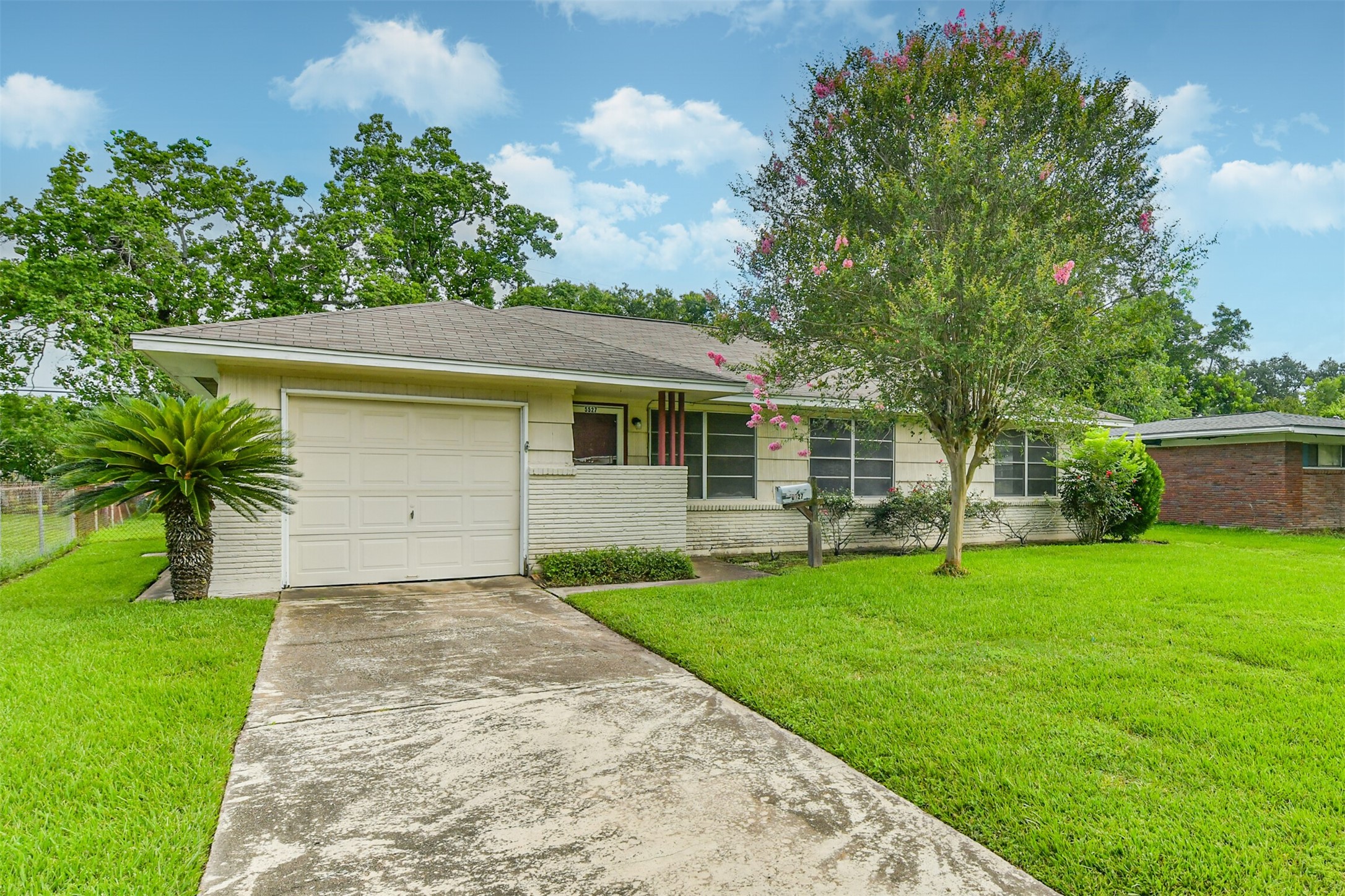 5527 Winding Creek Way Way, Houston, TX 77017 5527 Winding Creek Way Way, Houston, TX 77017