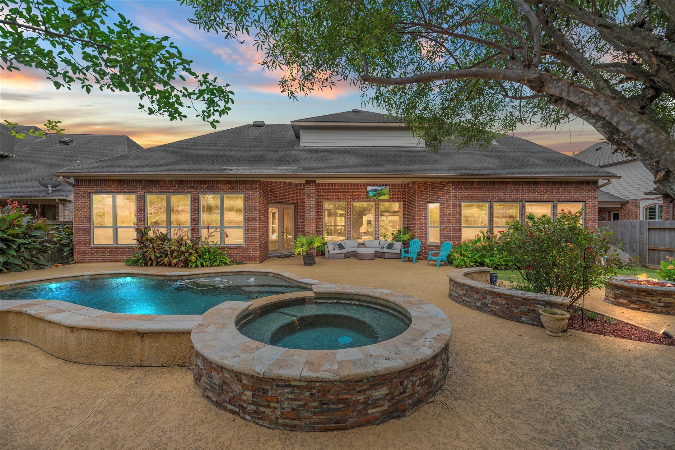 Stunning 2 story David Weekley built home in Riverstone - complete with your Private Oasis. Incredibly well kept on a large cul-de-sac lot with a beautiful sparkling pool and hot tub.