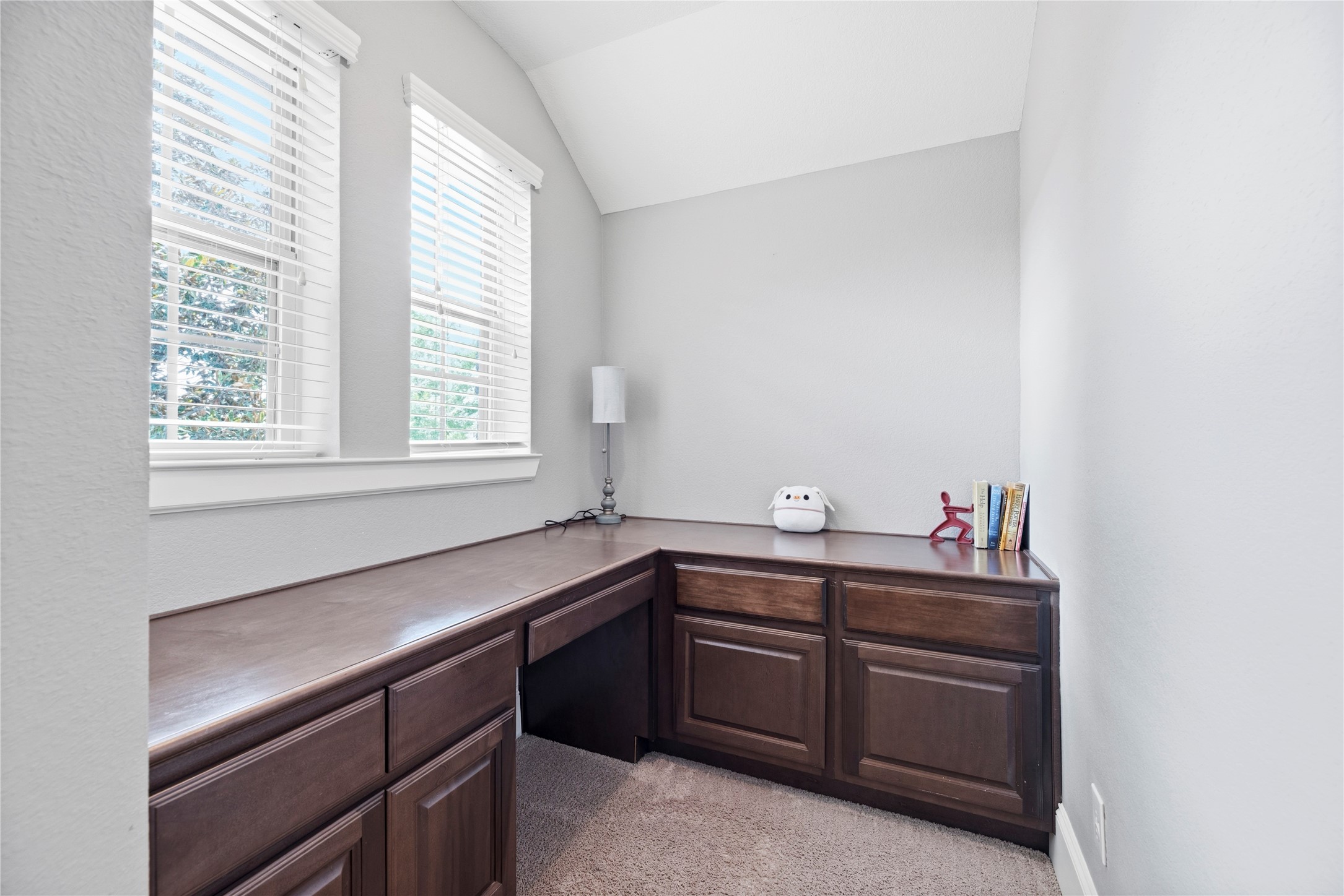 Convenient homework study nook located directly upstairs.