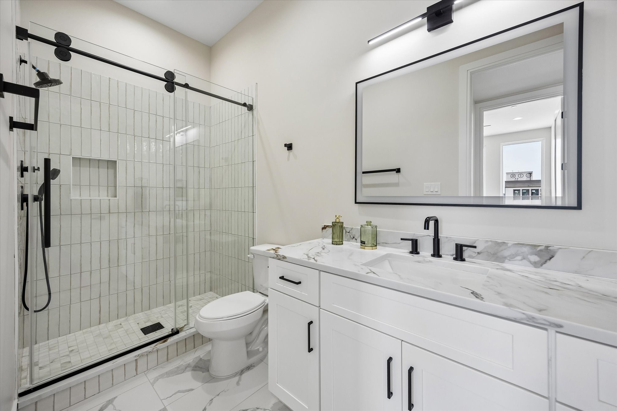 5861 Winsome Lane, Houston, TX 77057