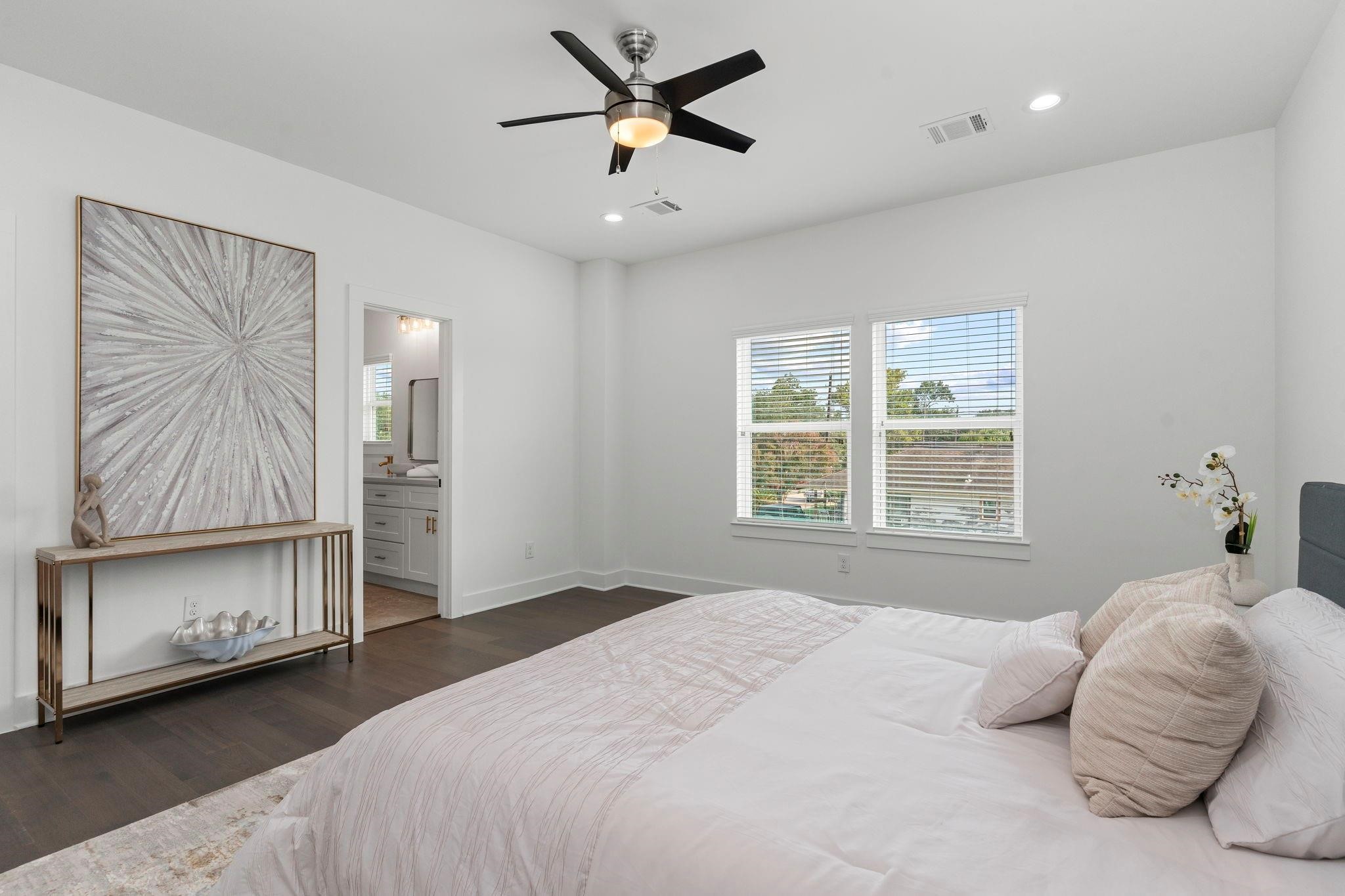 1517 Egypt Street, Houston, TX 77009
