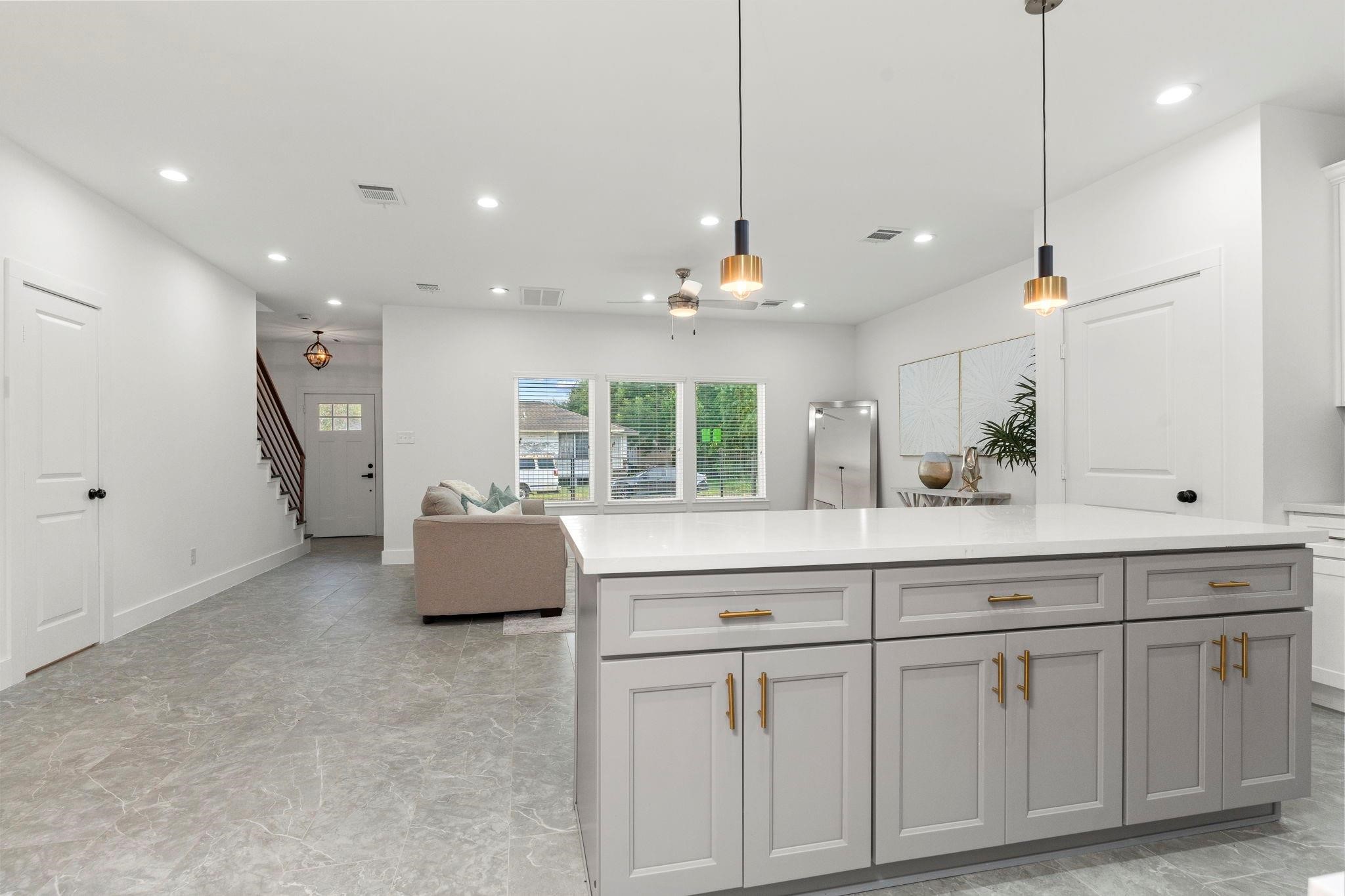 1517 Egypt Street, Houston, TX 77009