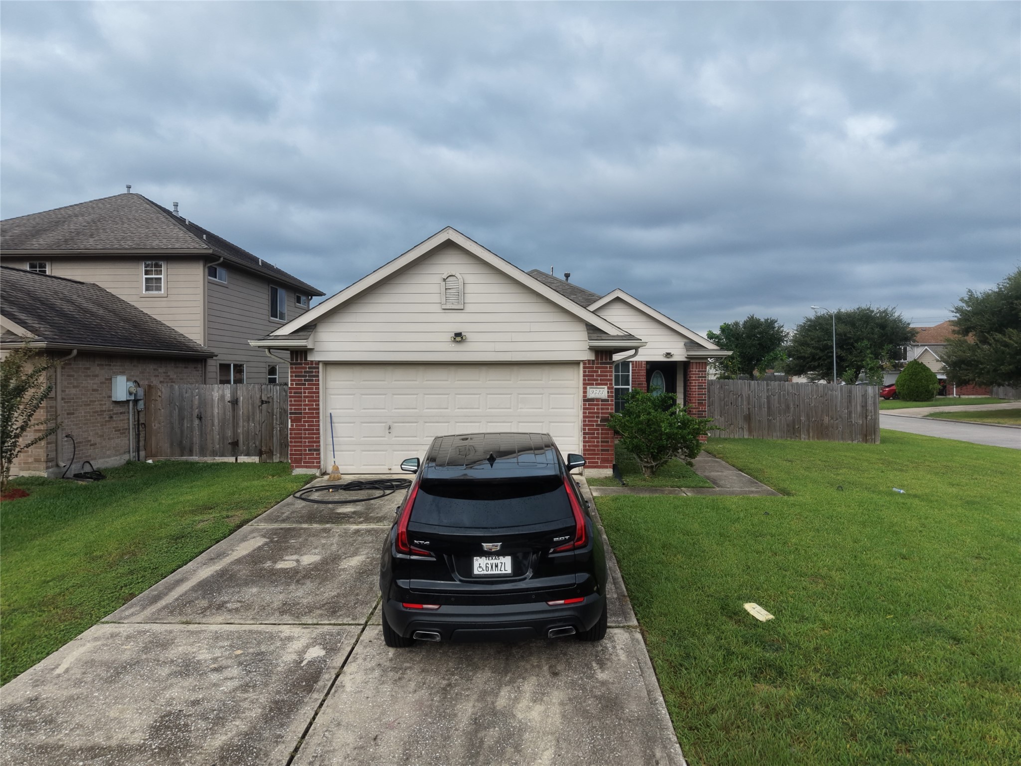9523 Deep Valley Drive, Houston, TX 77044