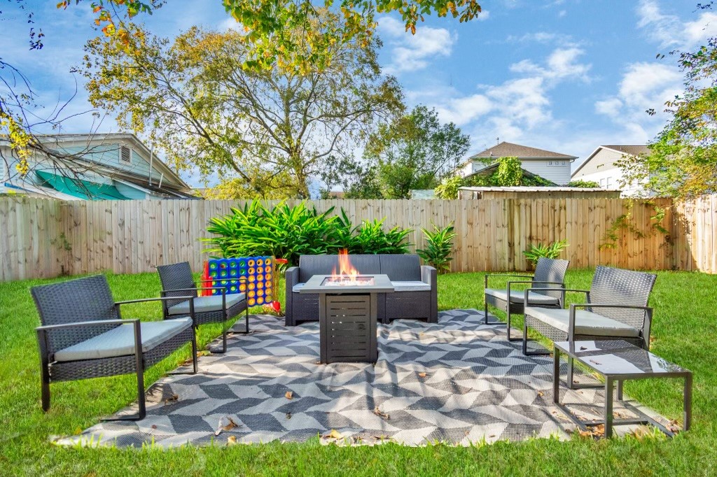 229 Everton Street, Houston, TX 77003