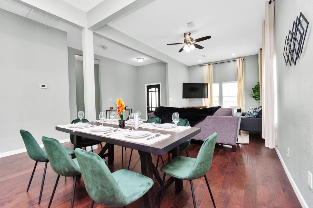 229 Everton Street, Houston, TX 77003 229 Everton Street, Houston, TX 77003