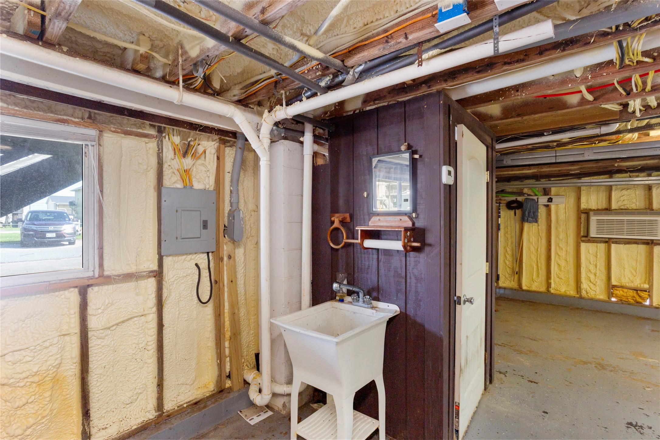31 Lakeside Drive, Hitchcock, TX 77563