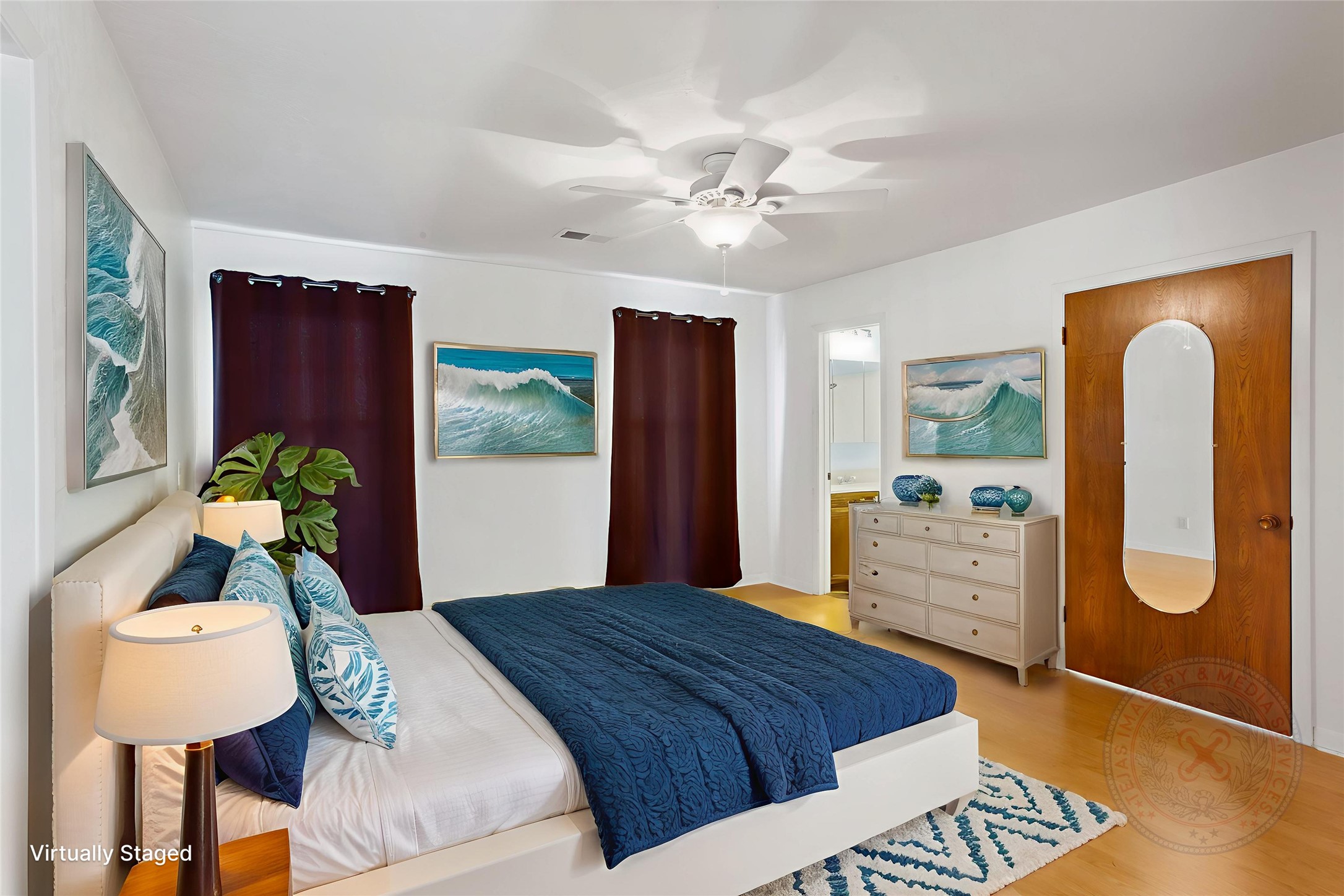 31 Lakeside Drive, Hitchcock, TX 77563