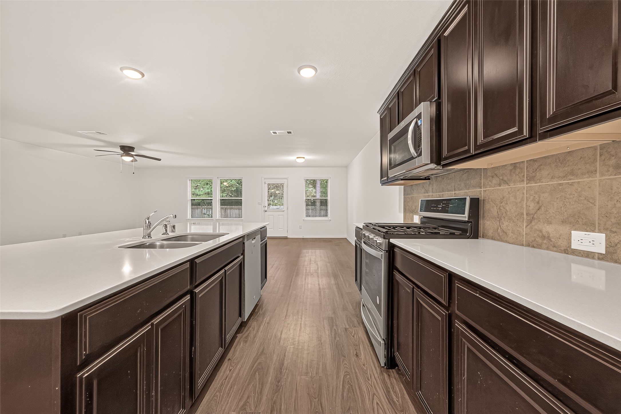 2011 Lost Timbers Drive, Conroe, TX 77304