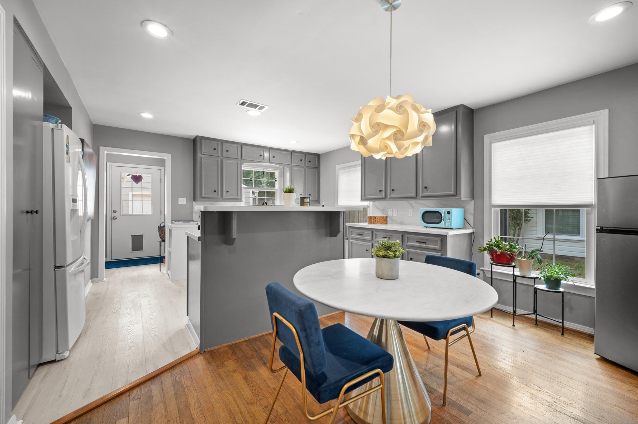 1511 Sue Barnett Drive, Houston, TX 77018