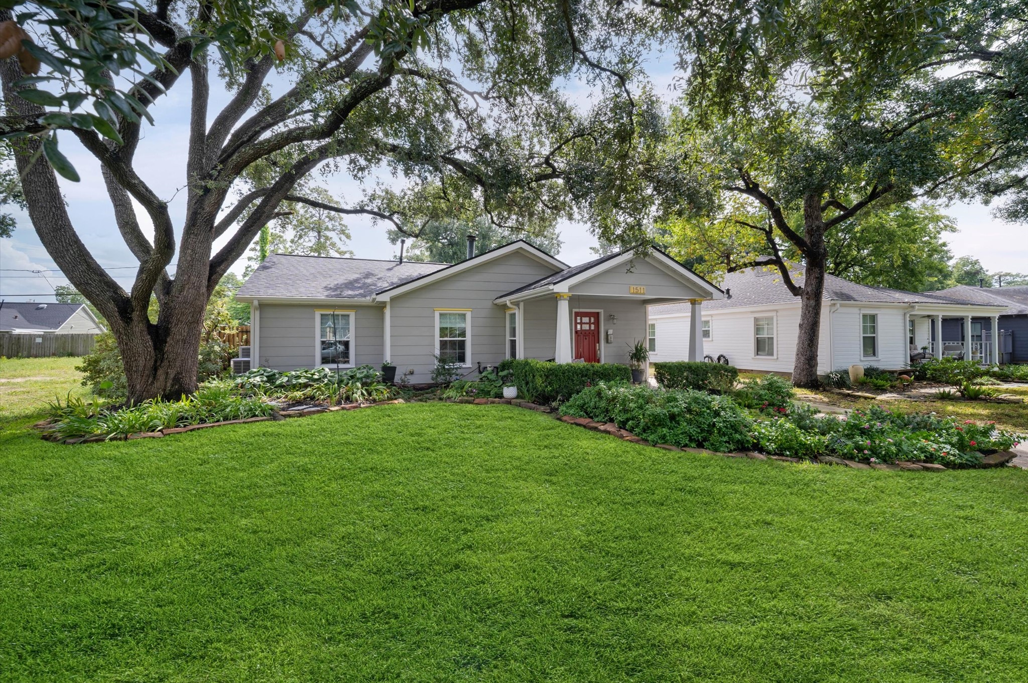 1511 Sue Barnett Drive, Houston, TX 77018