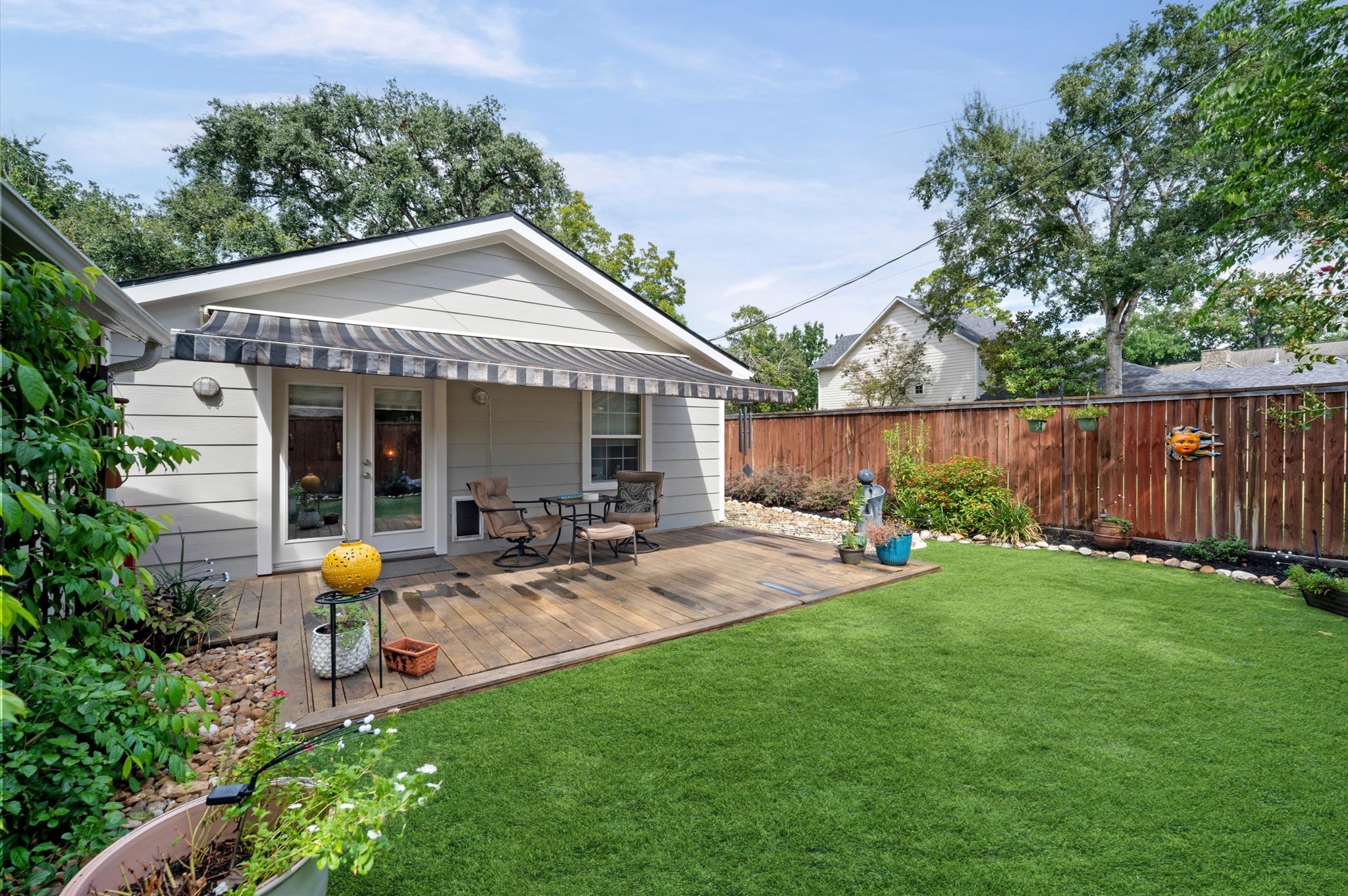 1511 Sue Barnett Drive, Houston, TX 77018