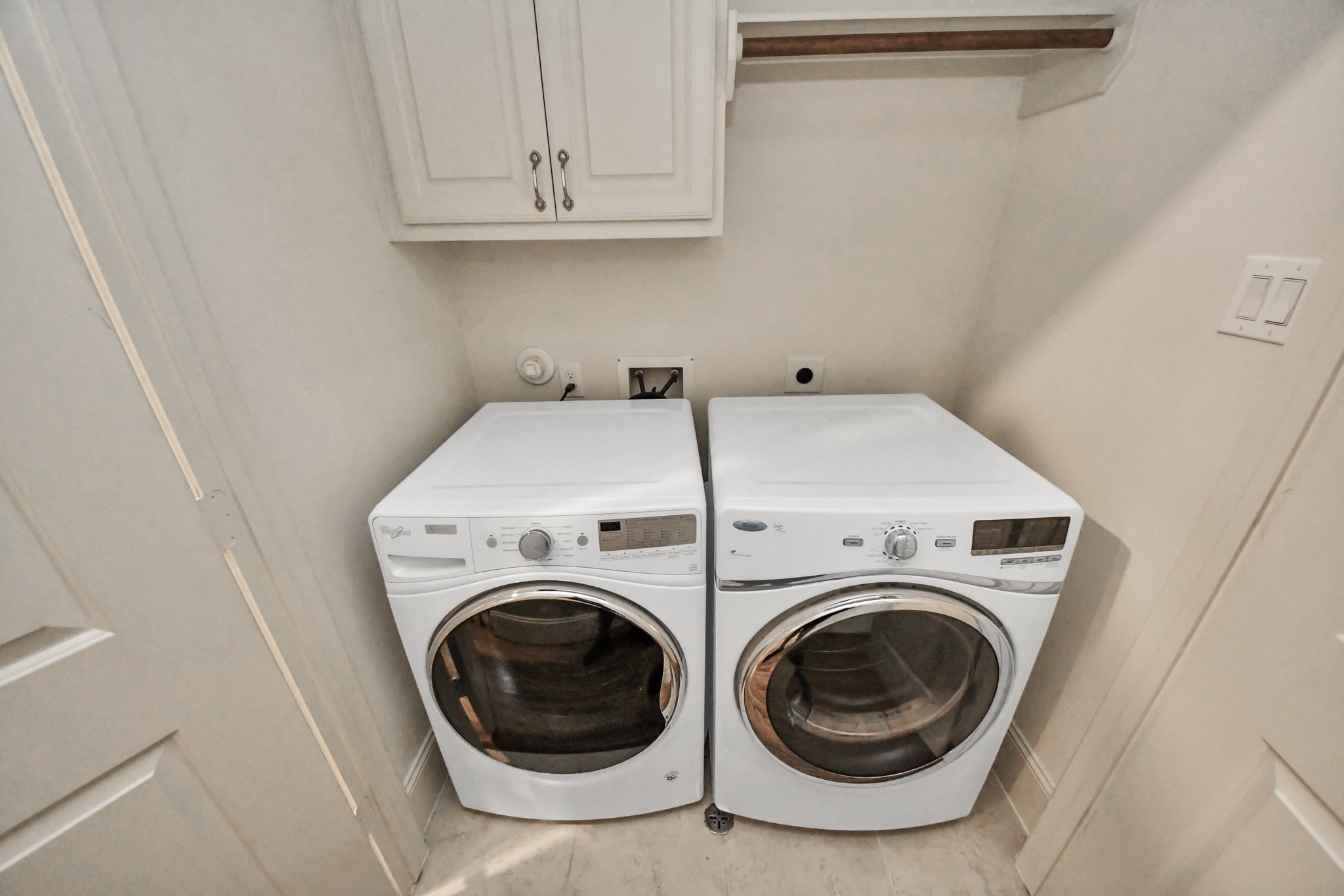 Washer and Dryer included!
