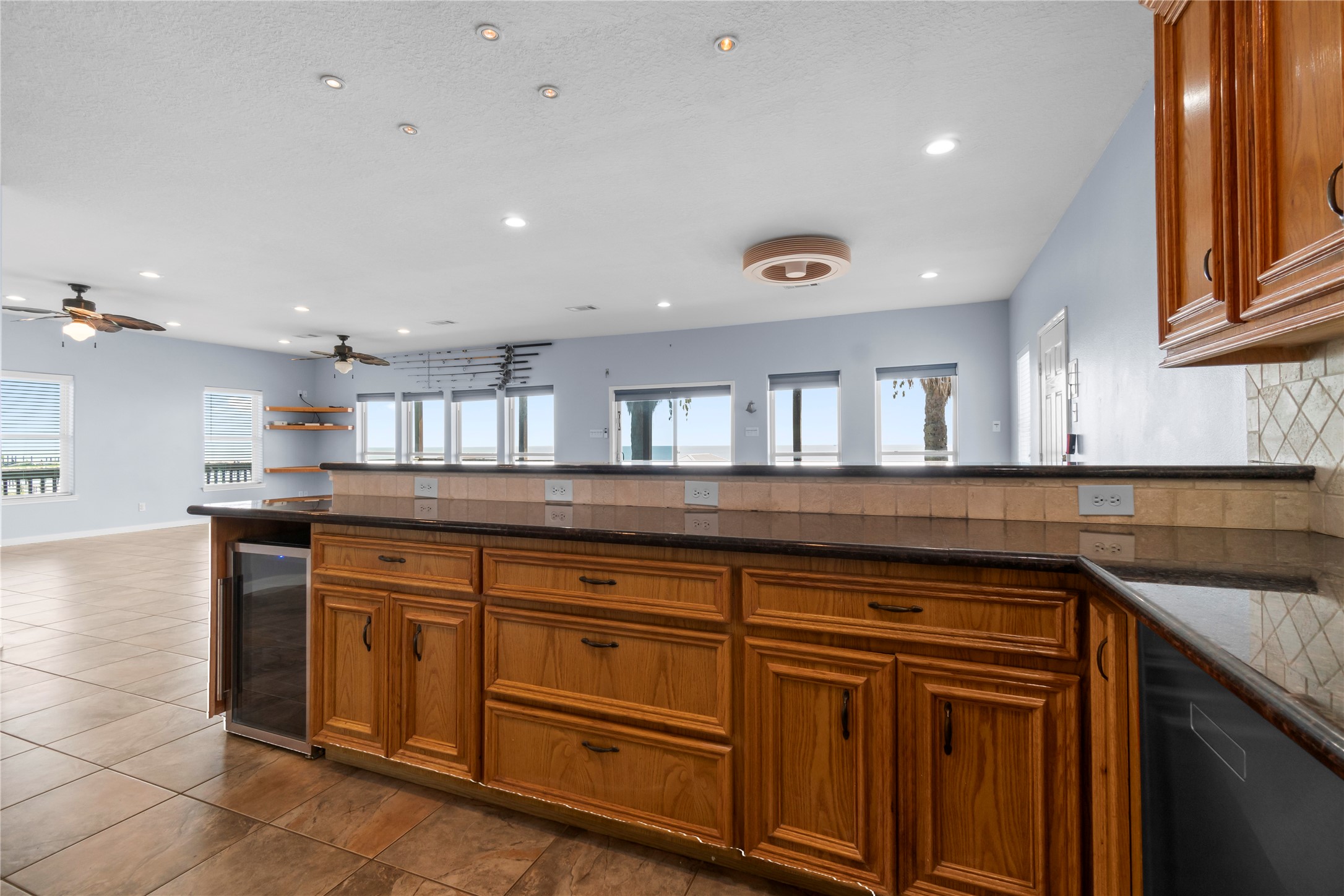 427 2nd Street, San Leon, TX 77539