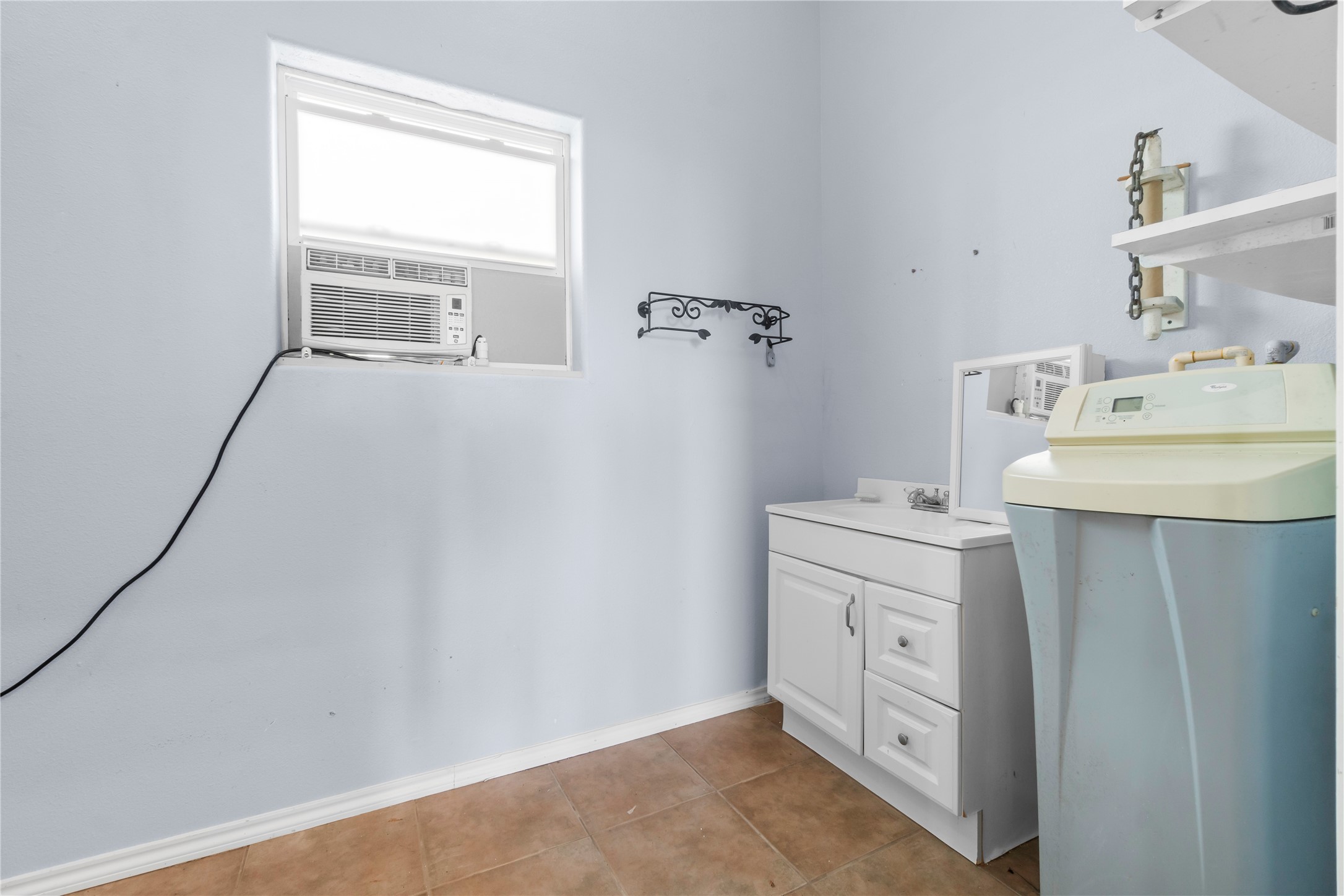 427 2nd Street, San Leon, TX 77539