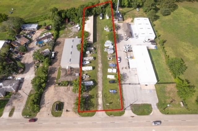 5104 Highway 3, Dickinson, TX 77539