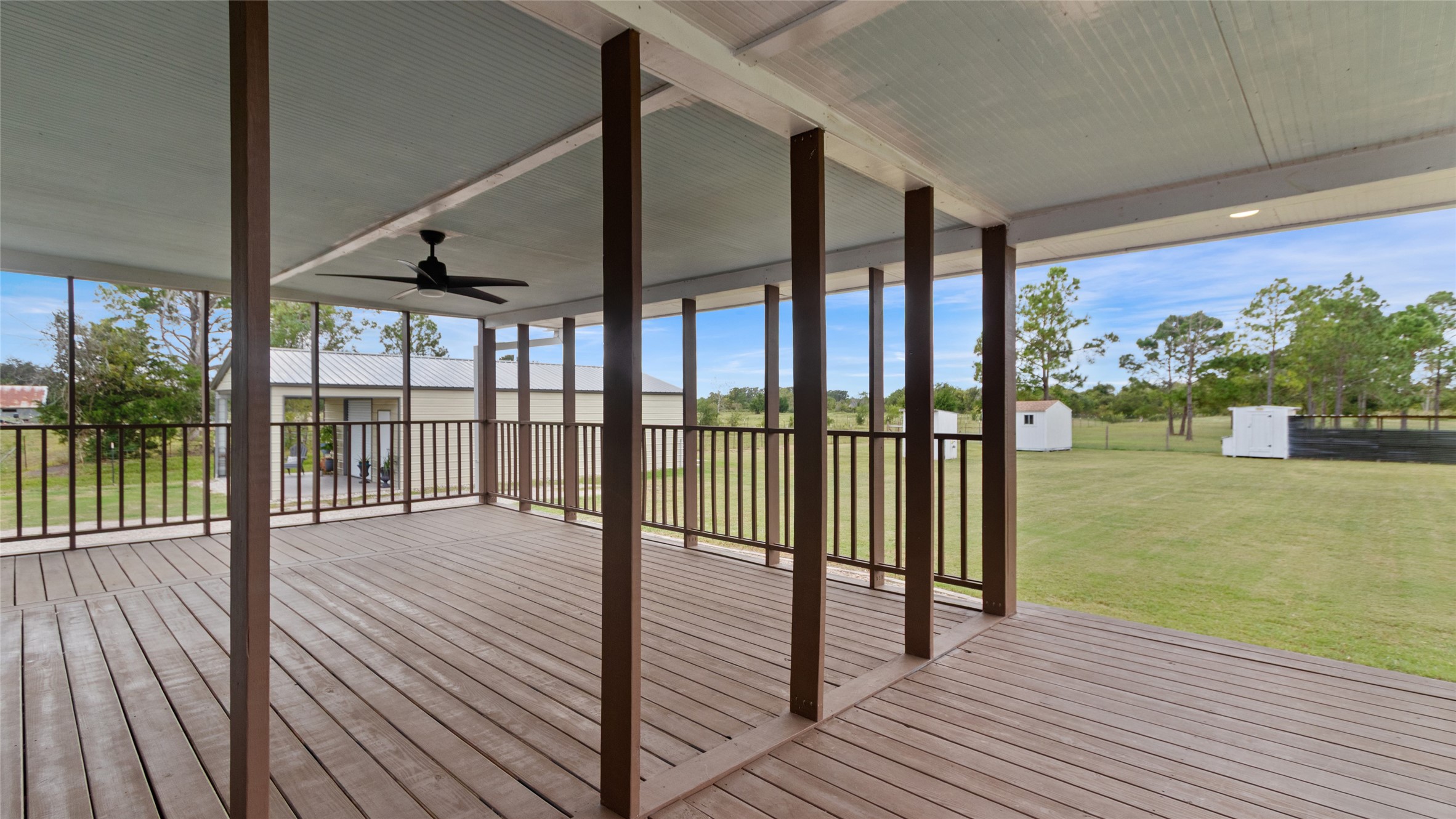 Covered back deck