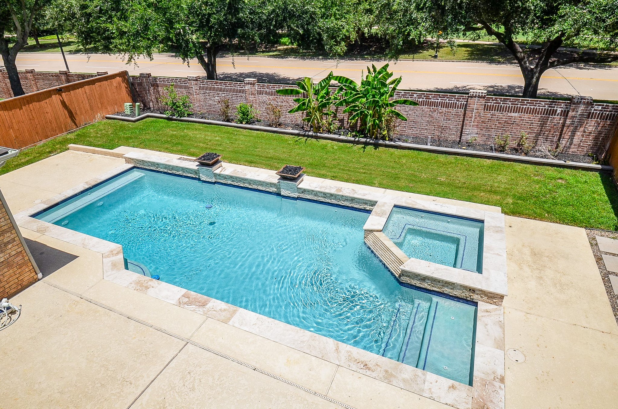 723 Overdell Drive, Sugar Land, TX 77479