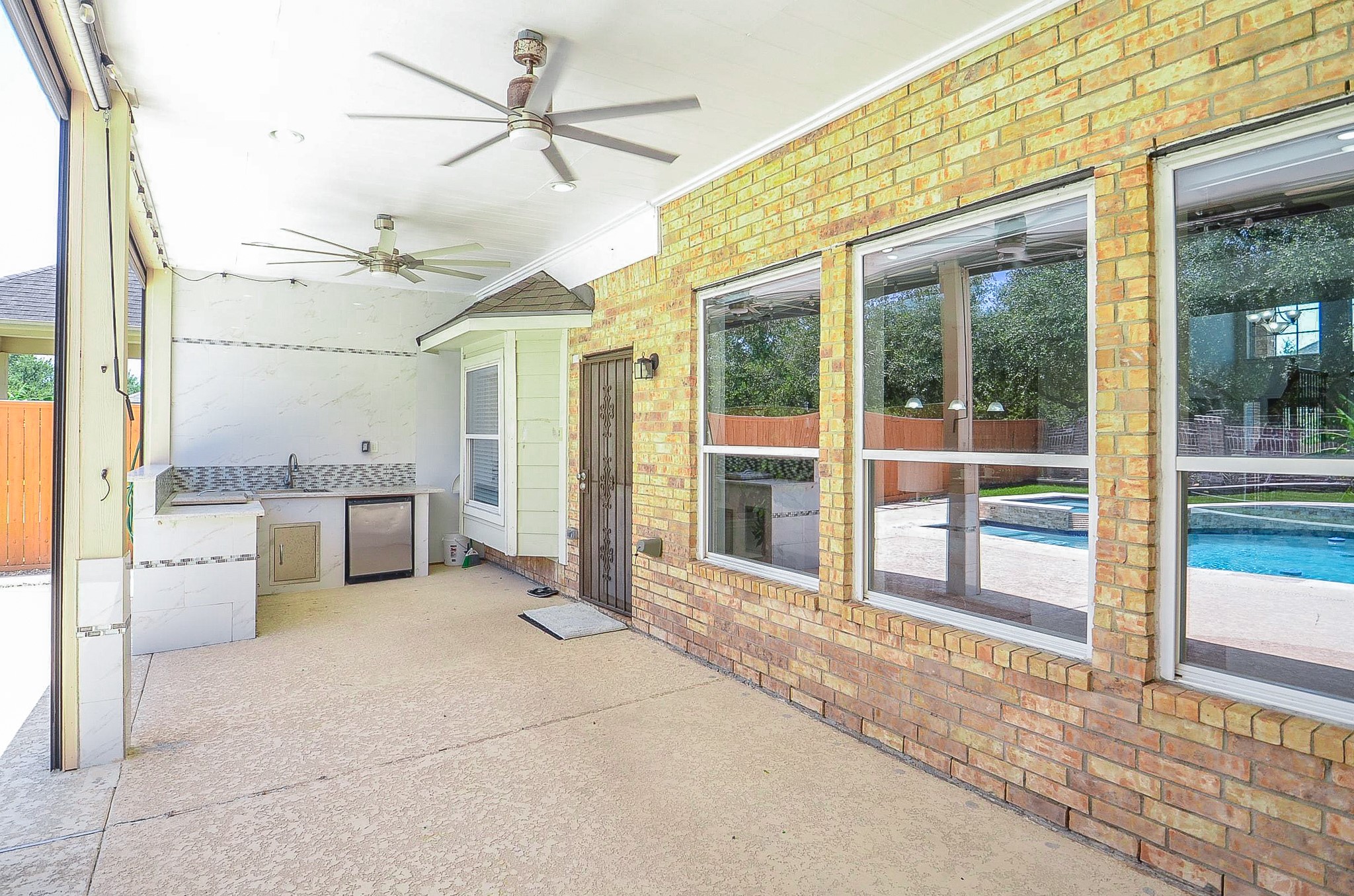 723 Overdell Drive, Sugar Land, TX 77479