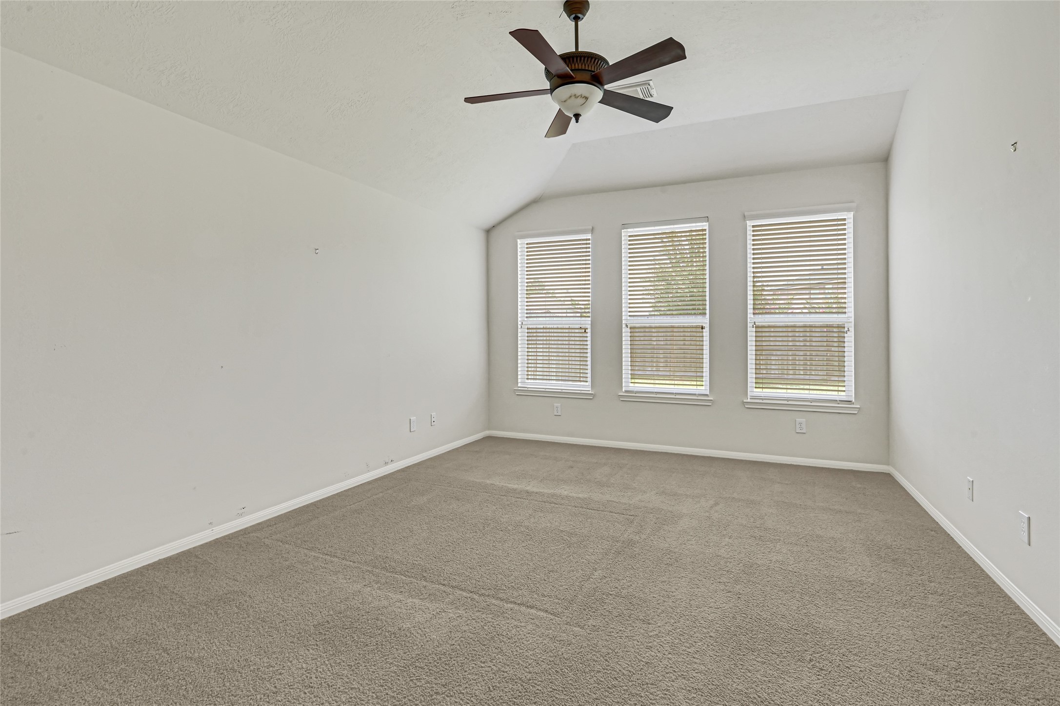 8215 Kerrington Glen Drive, Cypress, TX 77433