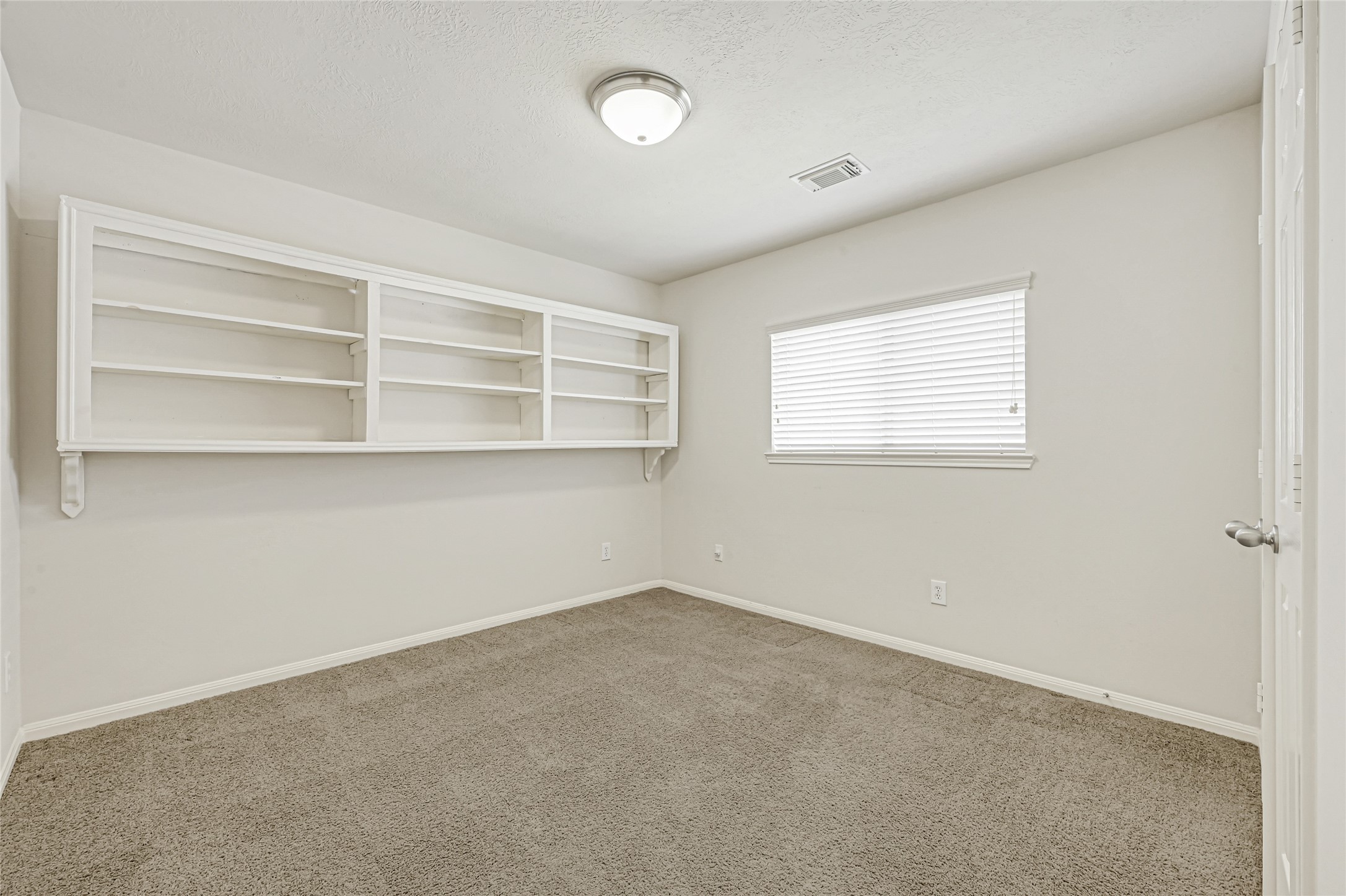 8215 Kerrington Glen Drive, Cypress, TX 77433