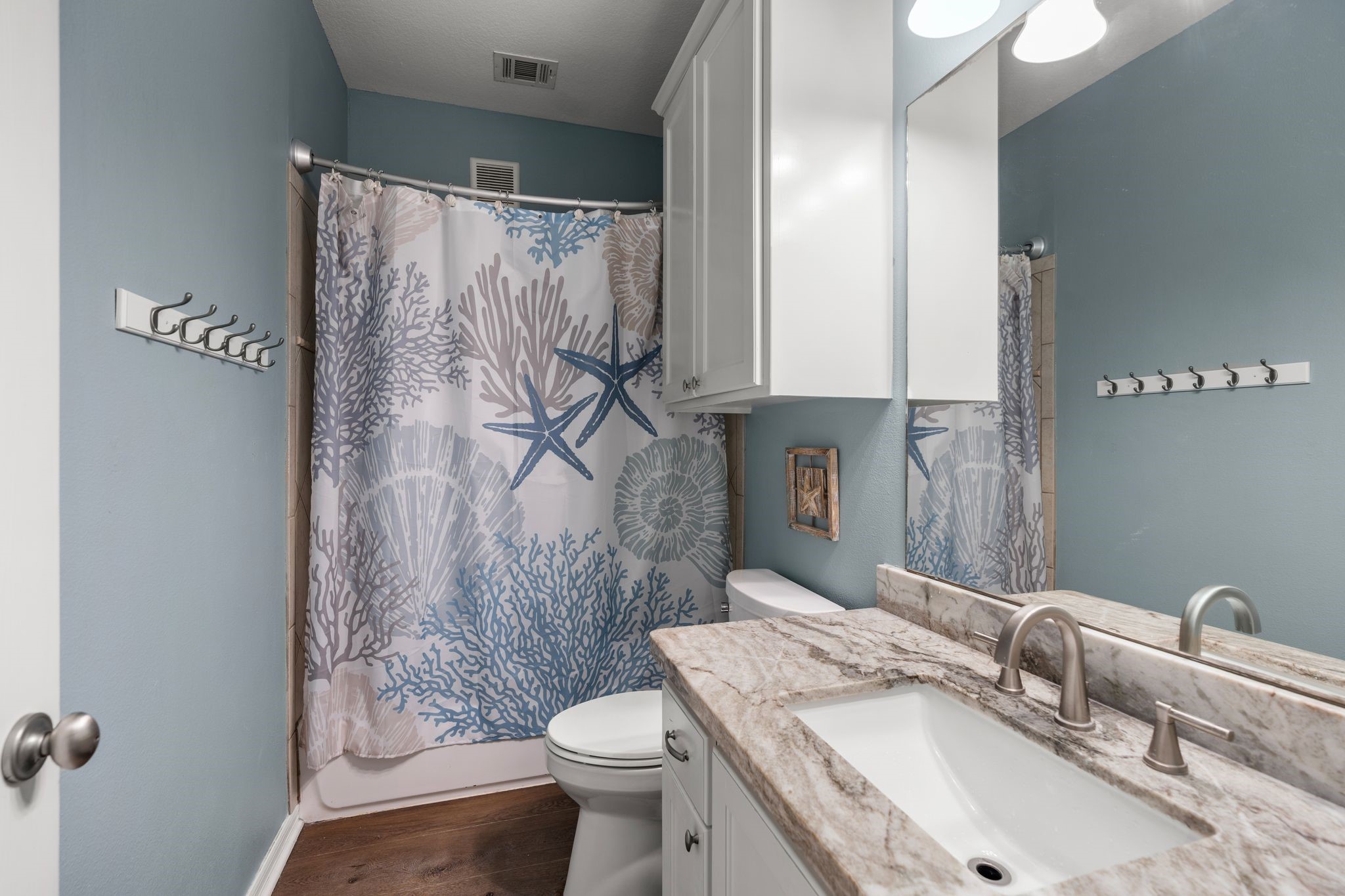 100 Avenue A, San Leon, TX 77539
