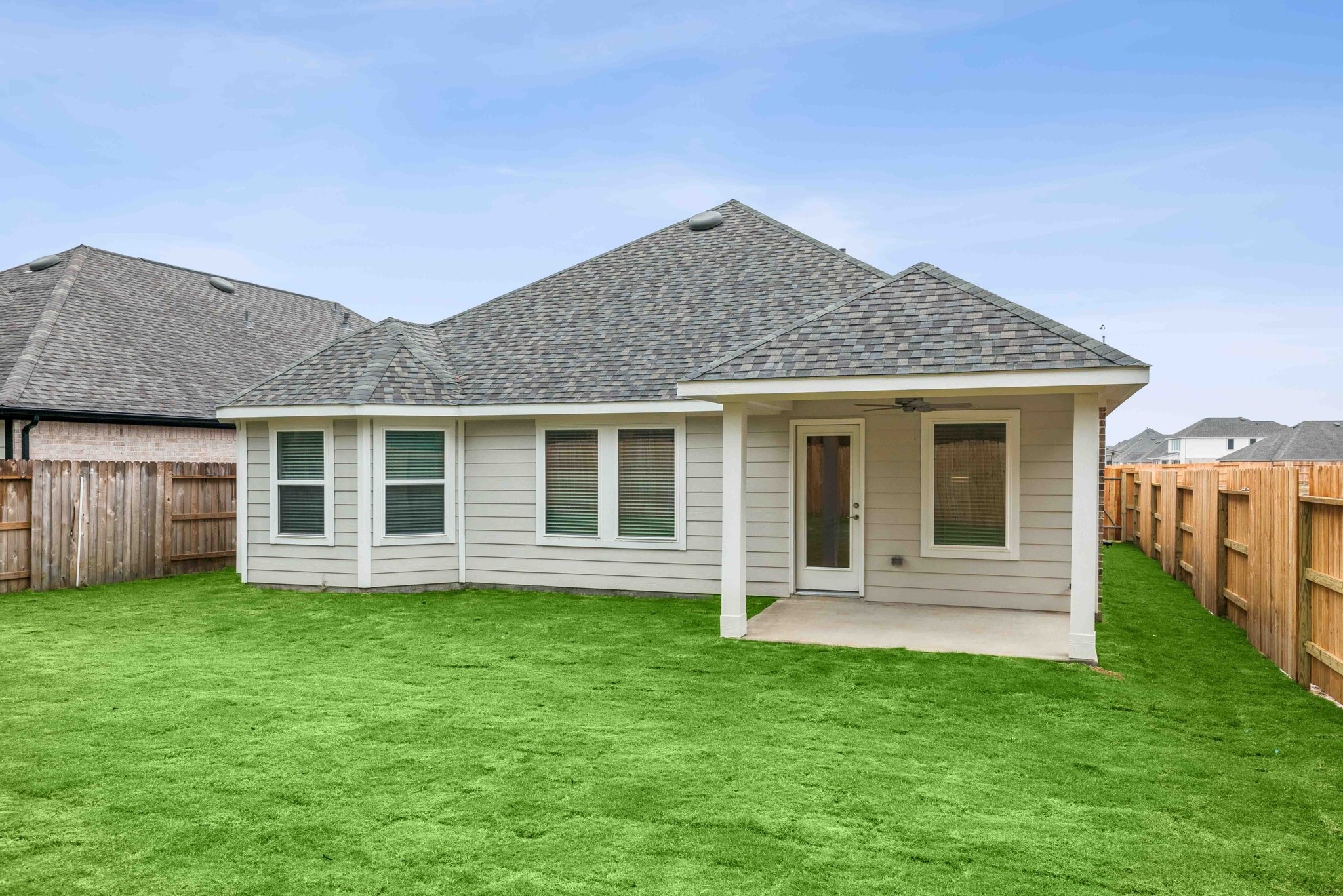 3621 Reina Reach Drive, Santa Fe, TX 77510