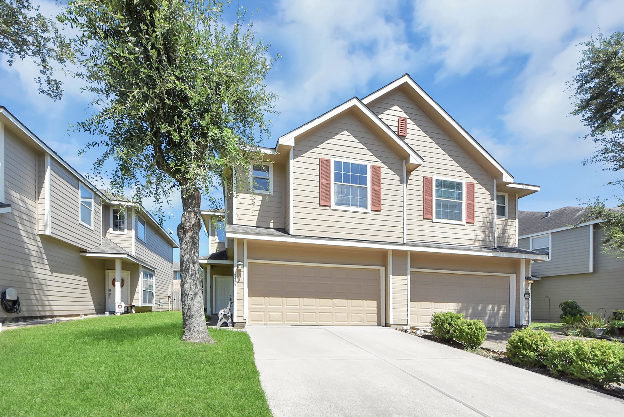 6209 Stoney Creek Drive, Pasadena, TX 77503