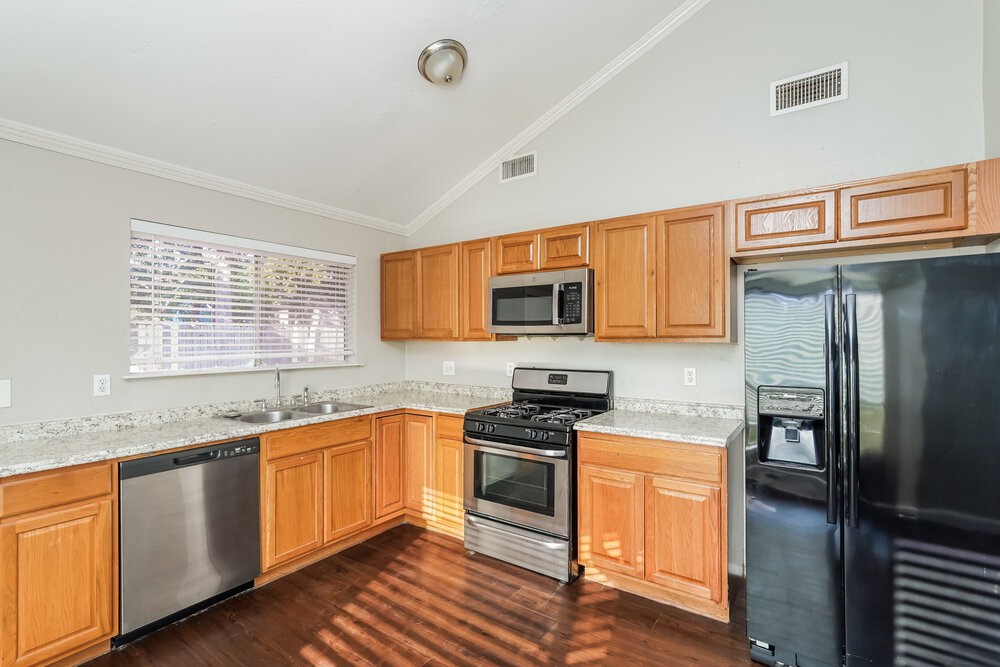 10018 Spotted Horse Drive, Houston, TX 77064