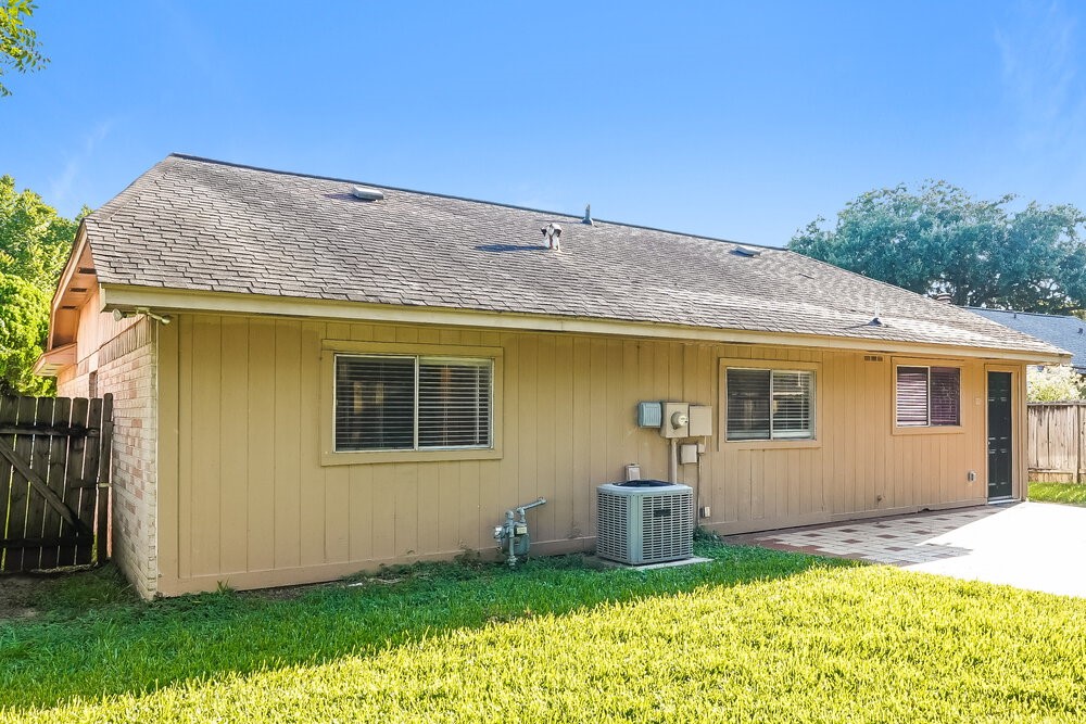 10018 Spotted Horse Drive, Houston, TX 77064