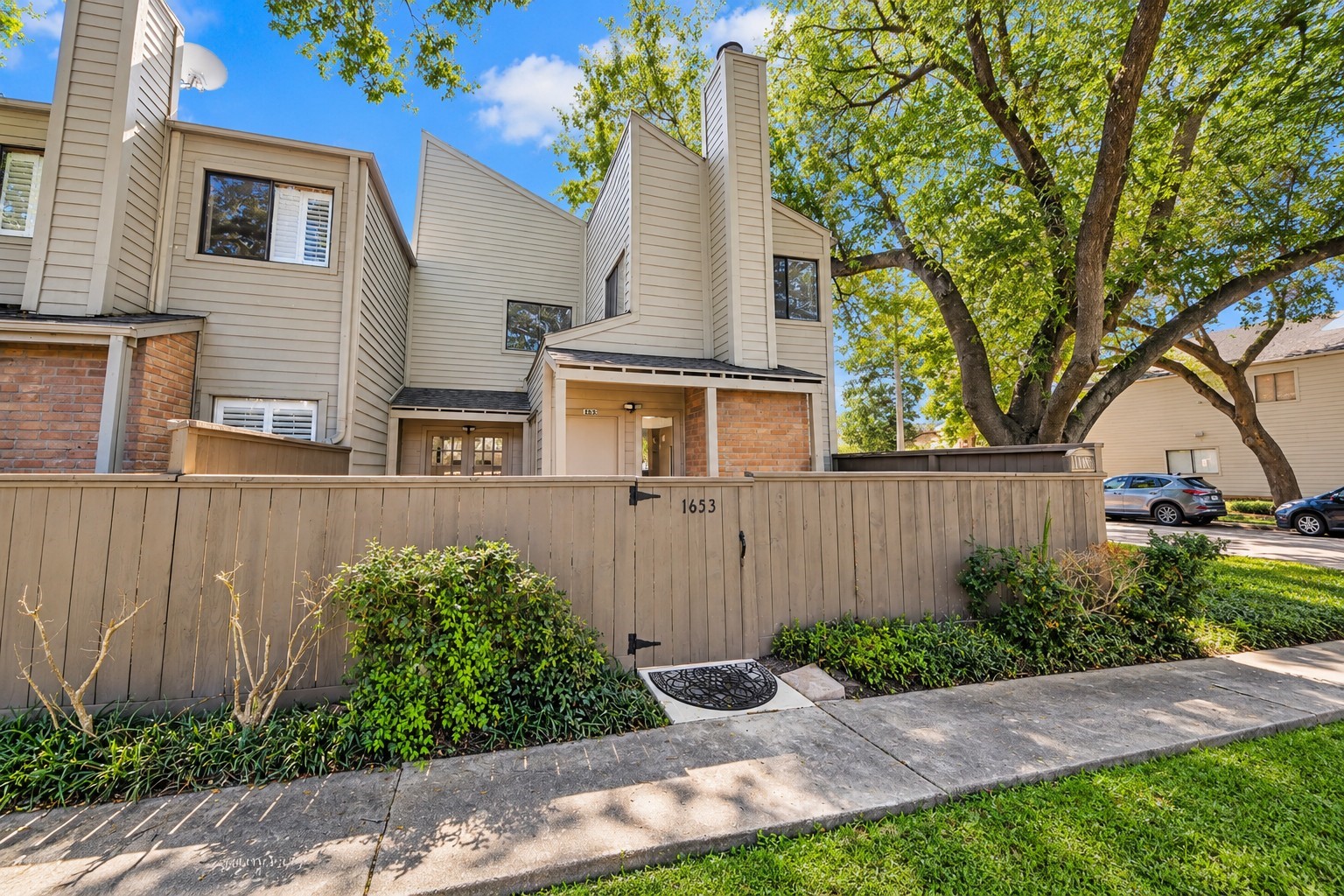 1653 Prairie Mark Lane, Houston, TX 77077