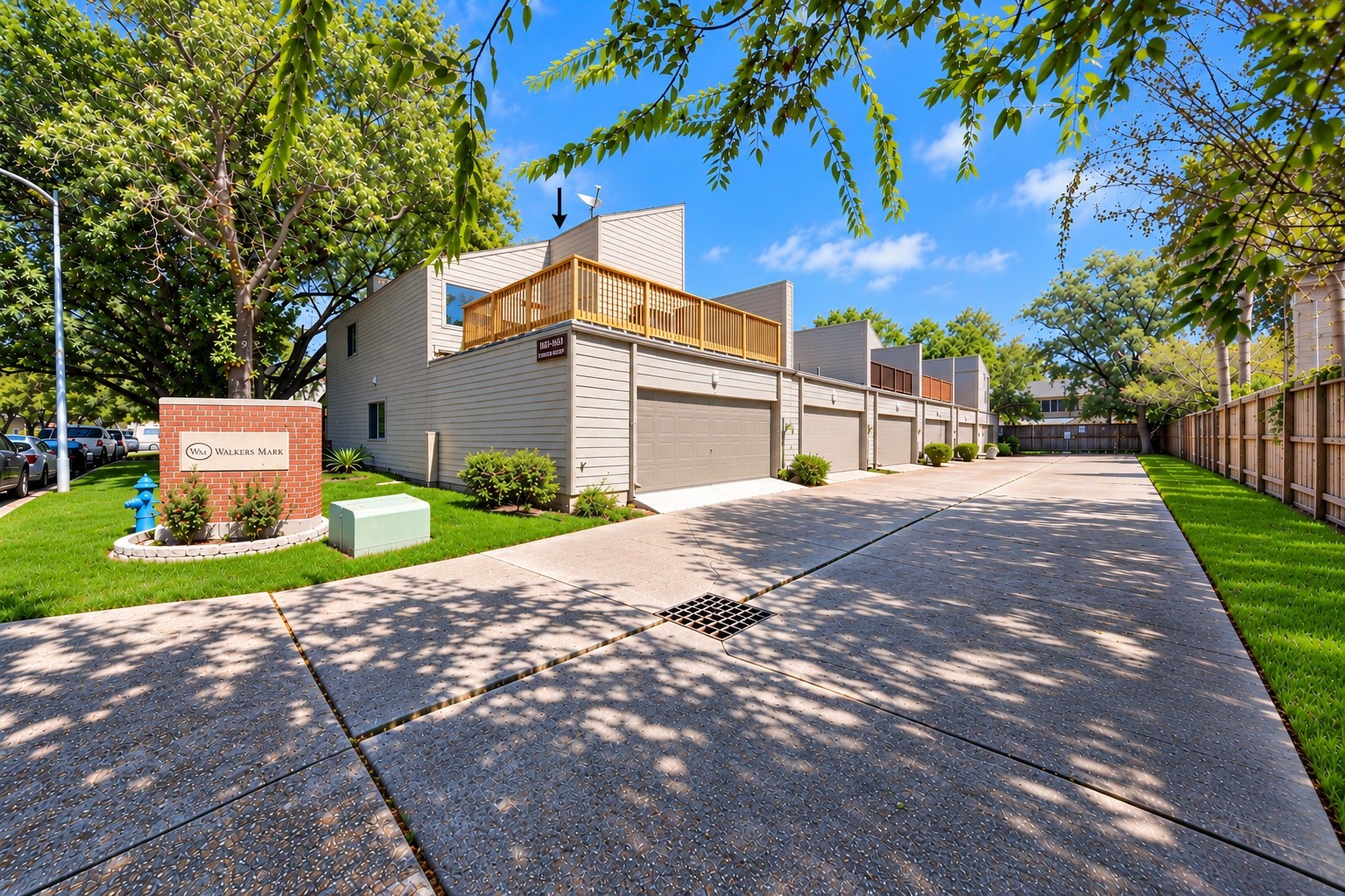 1653 Prairie Mark Lane, Houston, TX 77077