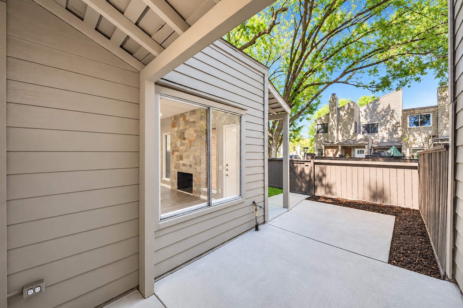 1653 Prairie Mark Lane, Houston, TX 77077