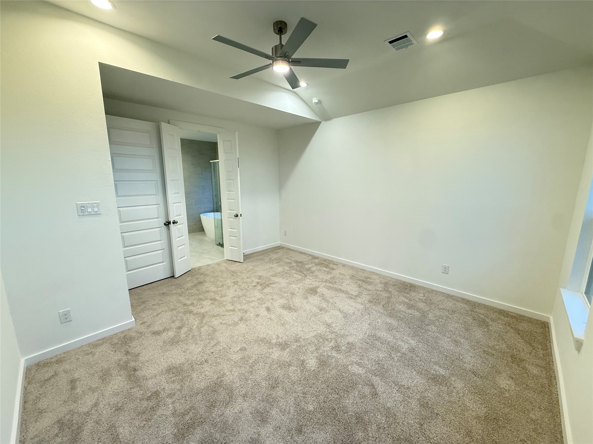 815 Orchard Vale Road, Rosharon, TX 77583