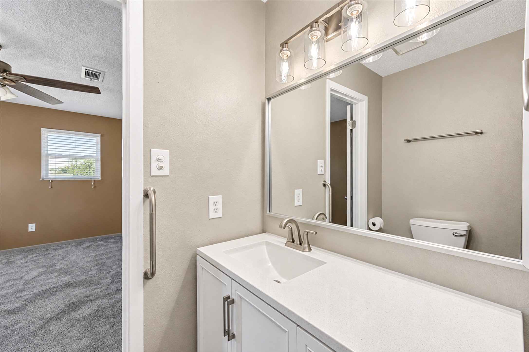 11605 Strom, Dickinson, TX 77539