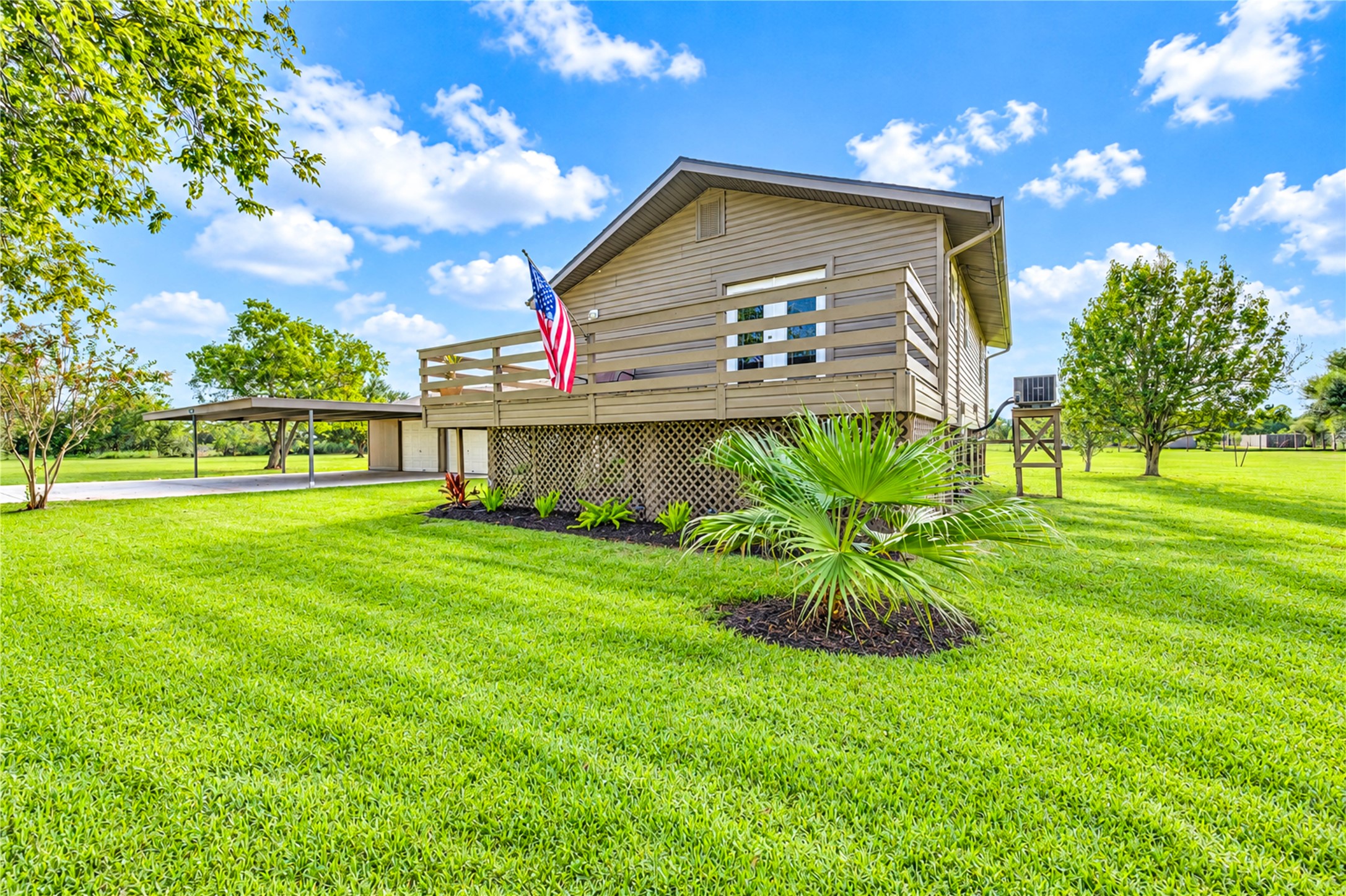 11605 Strom, Dickinson, TX 77539