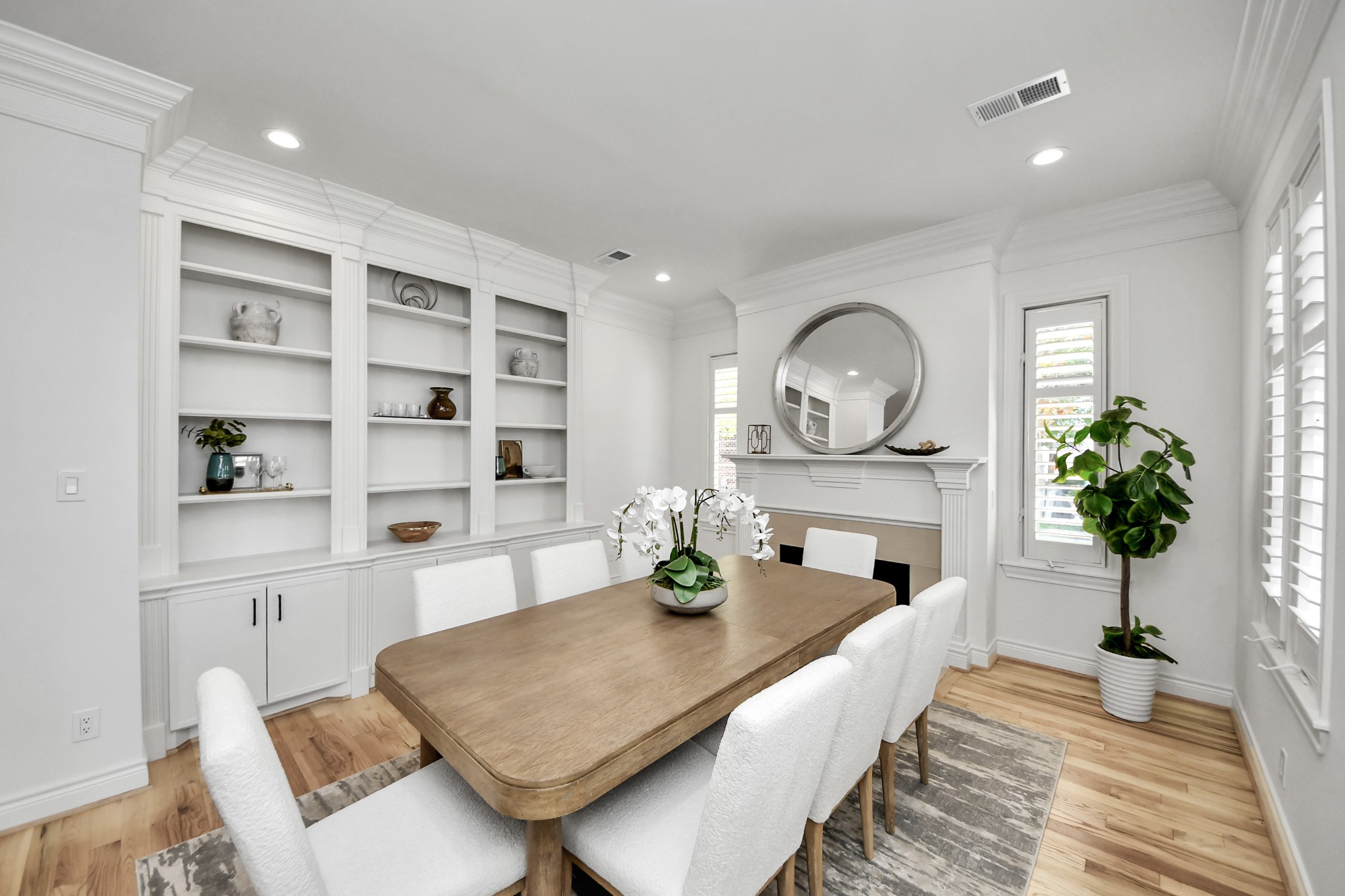 5601 Jane Austen Street, Houston, TX 77005