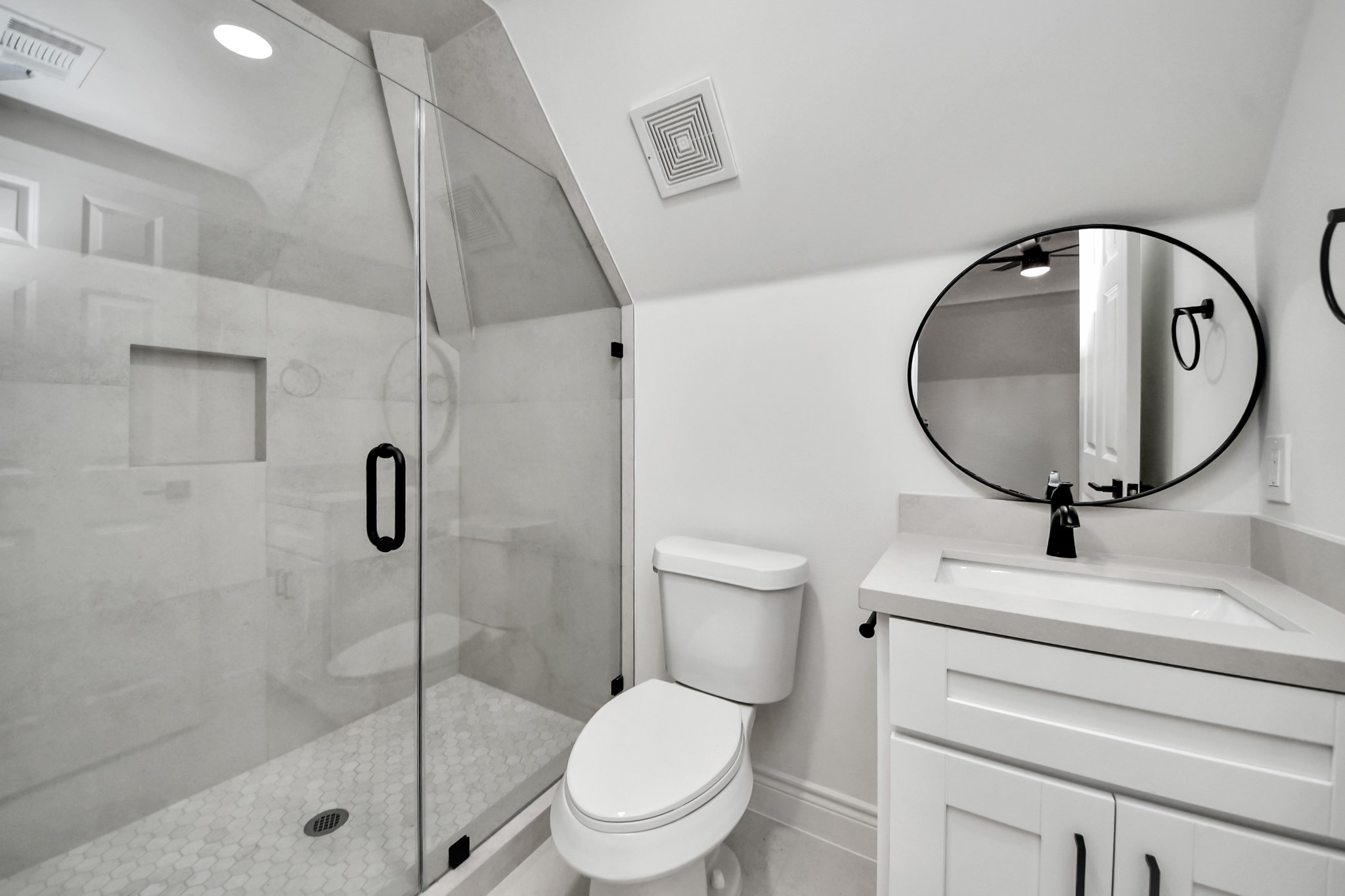 5601 Jane Austen Street, Houston, TX 77005