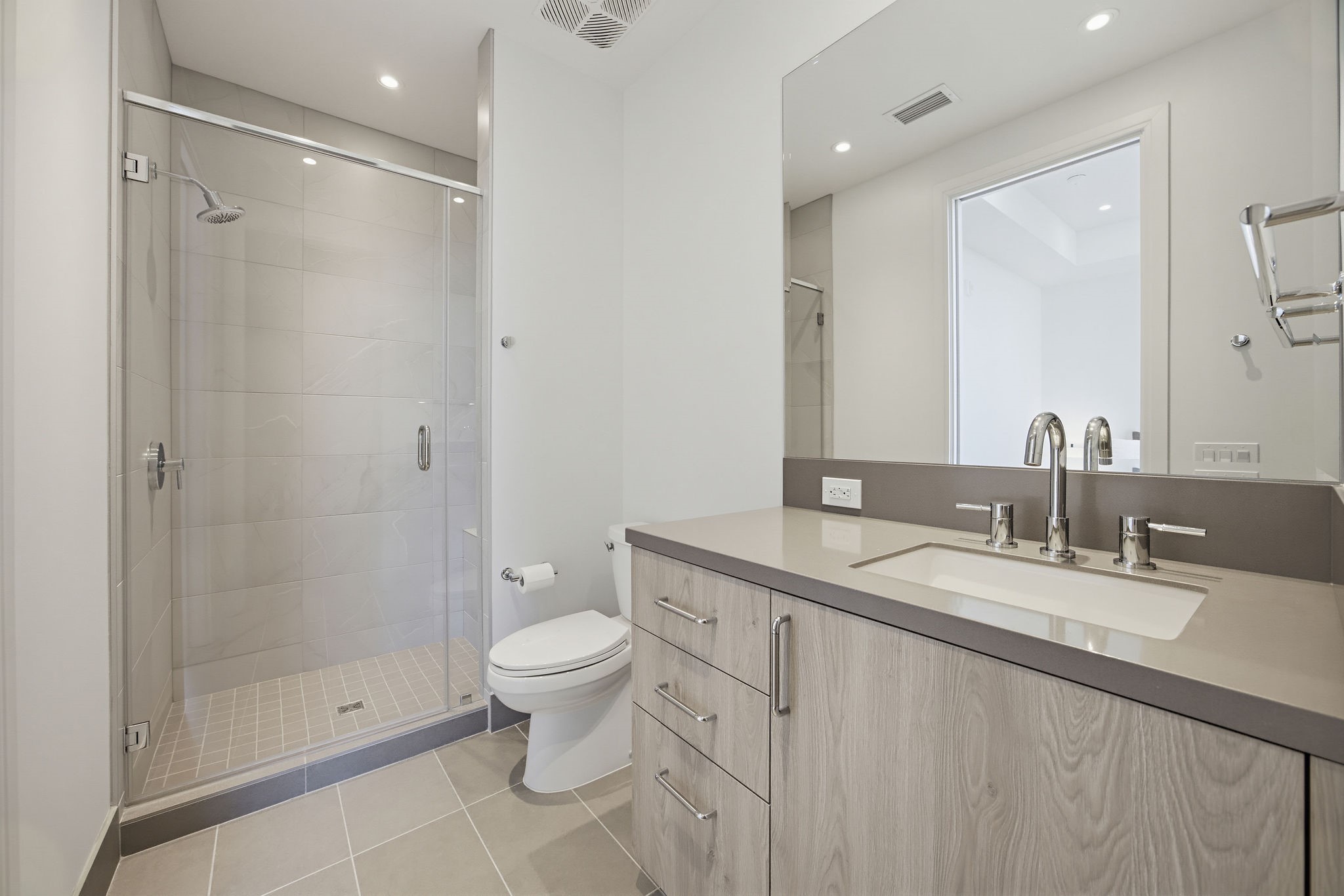 2323 W Main Street, #401, Houston, TX 77098