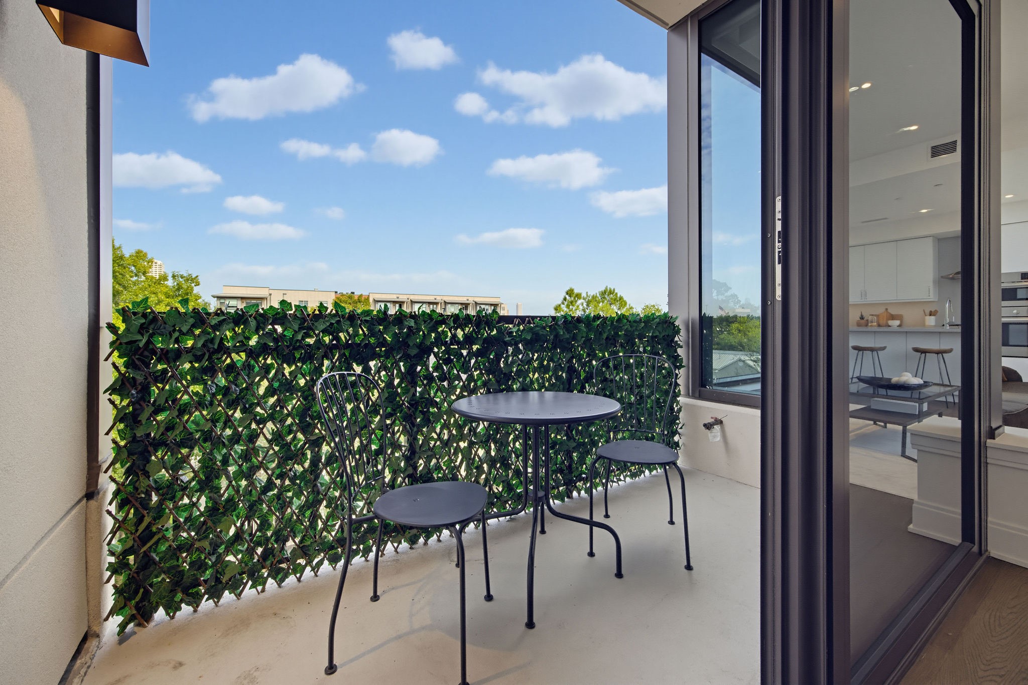 2323 W Main Street, #401, Houston, TX 77098