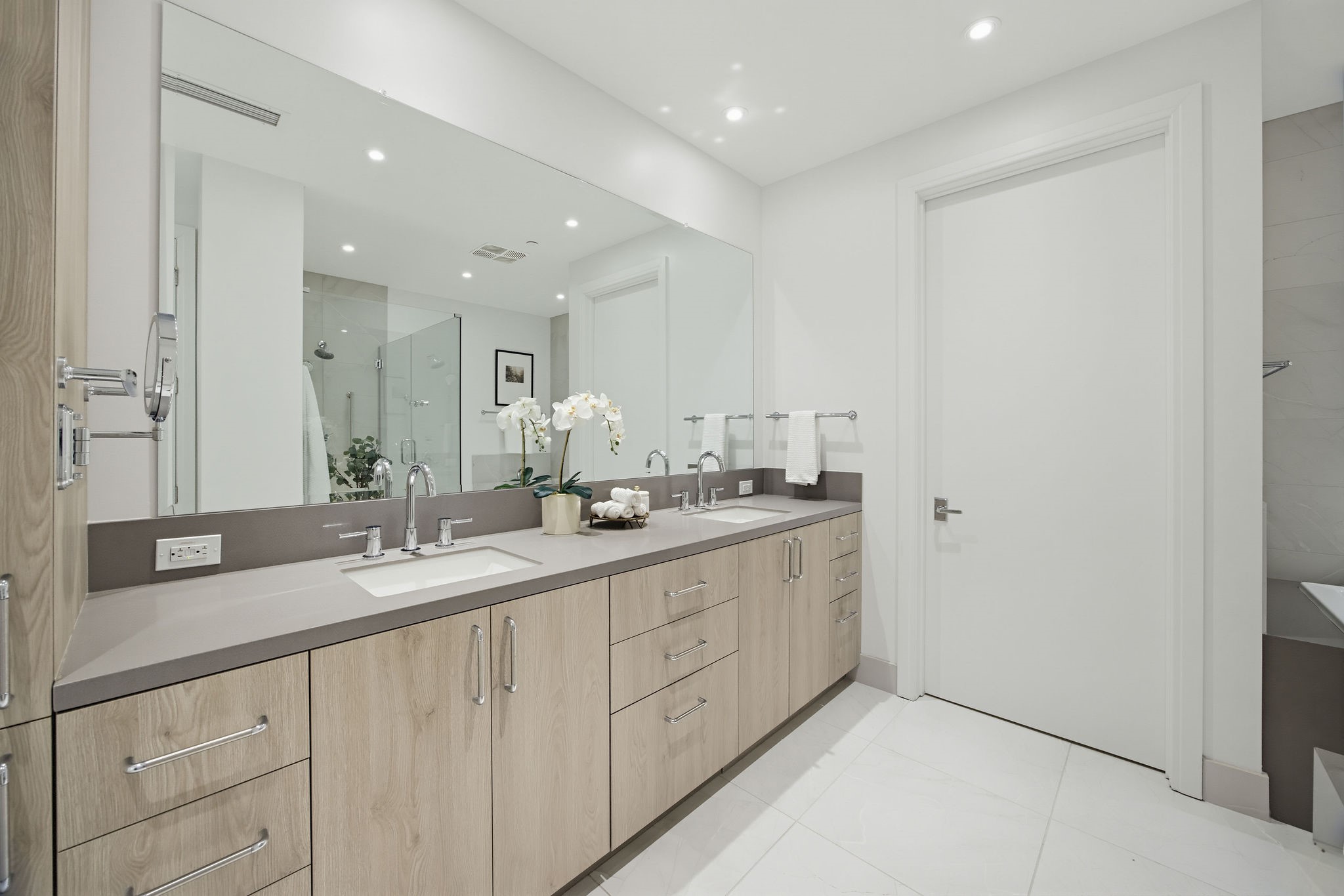 2323 W Main Street, #401, Houston, TX 77098
