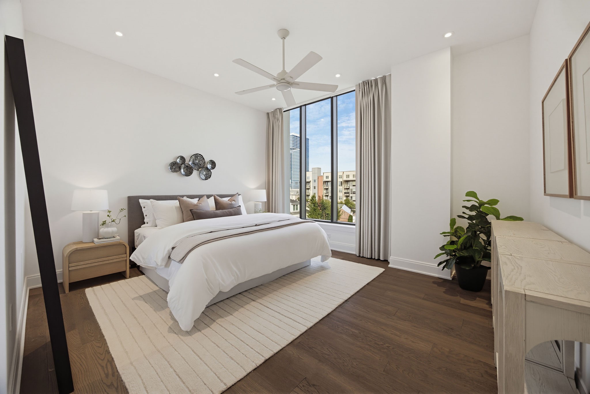 2323 W Main Street, #401, Houston, TX 77098