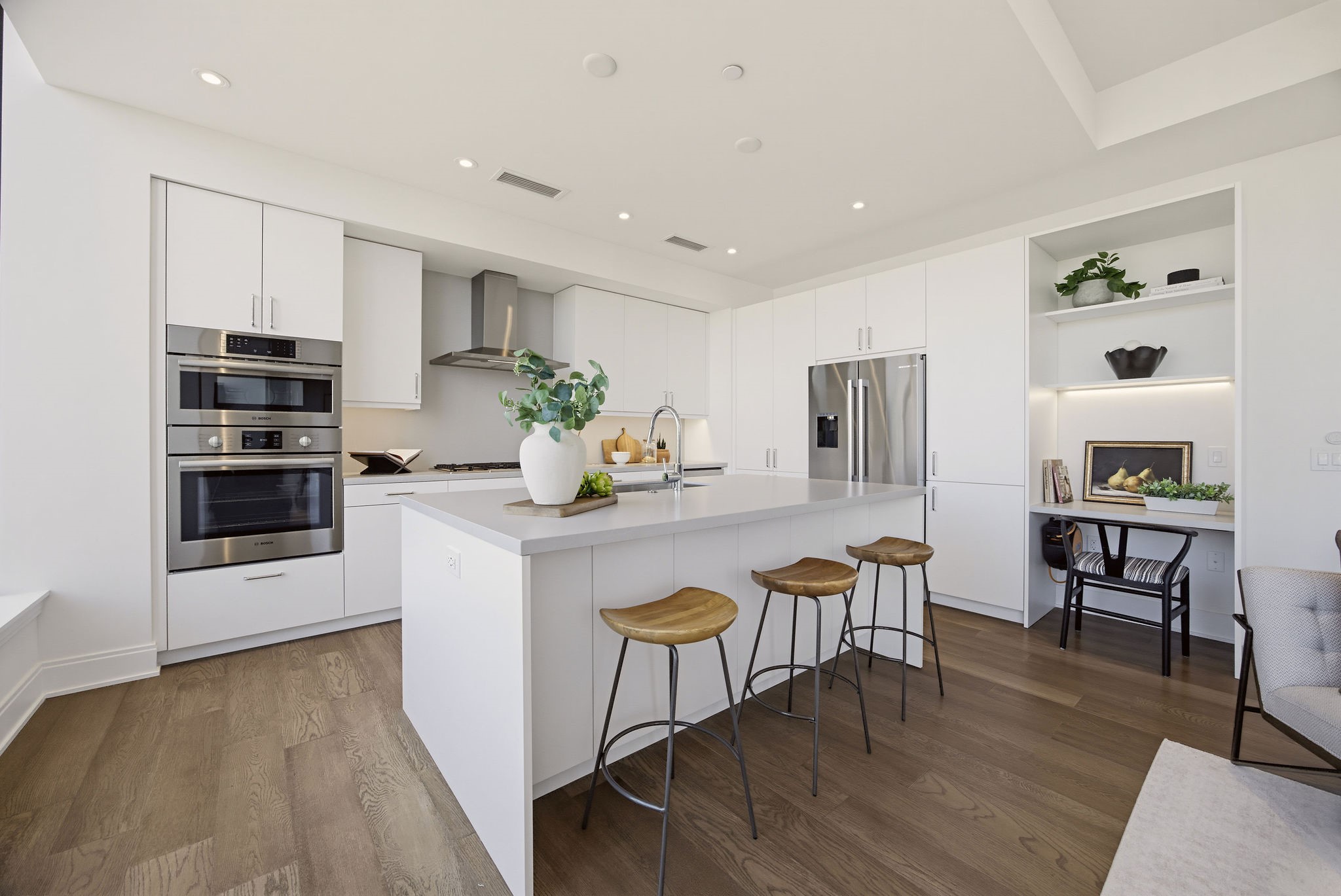 2323 W Main Street, #401, Houston, TX 77098