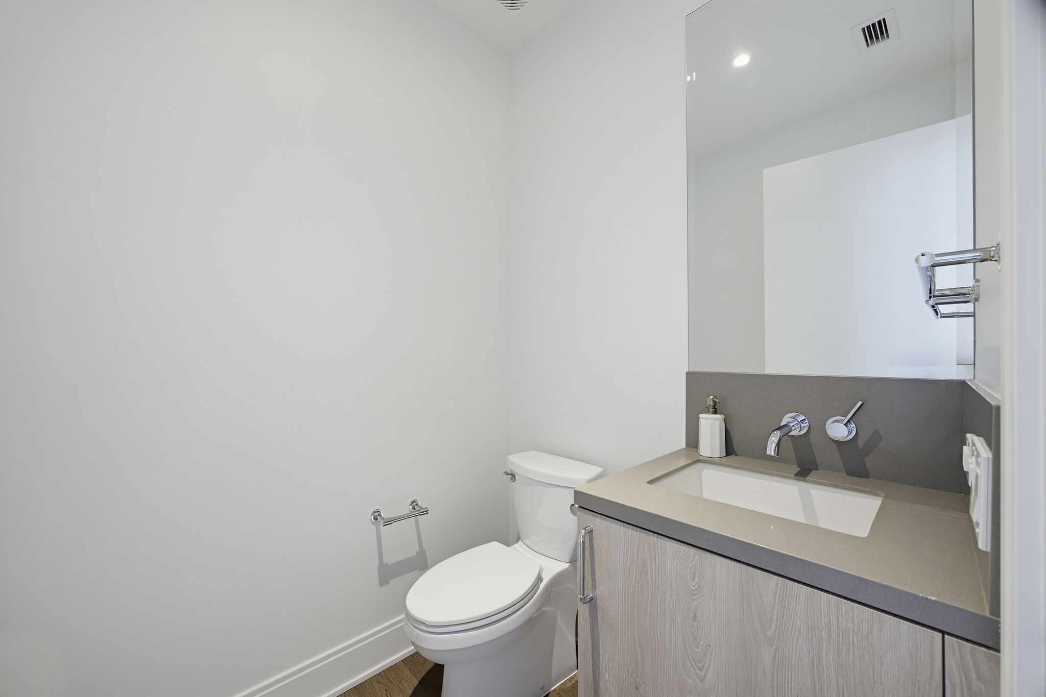 2323 W Main Street, #401, Houston, TX 77098