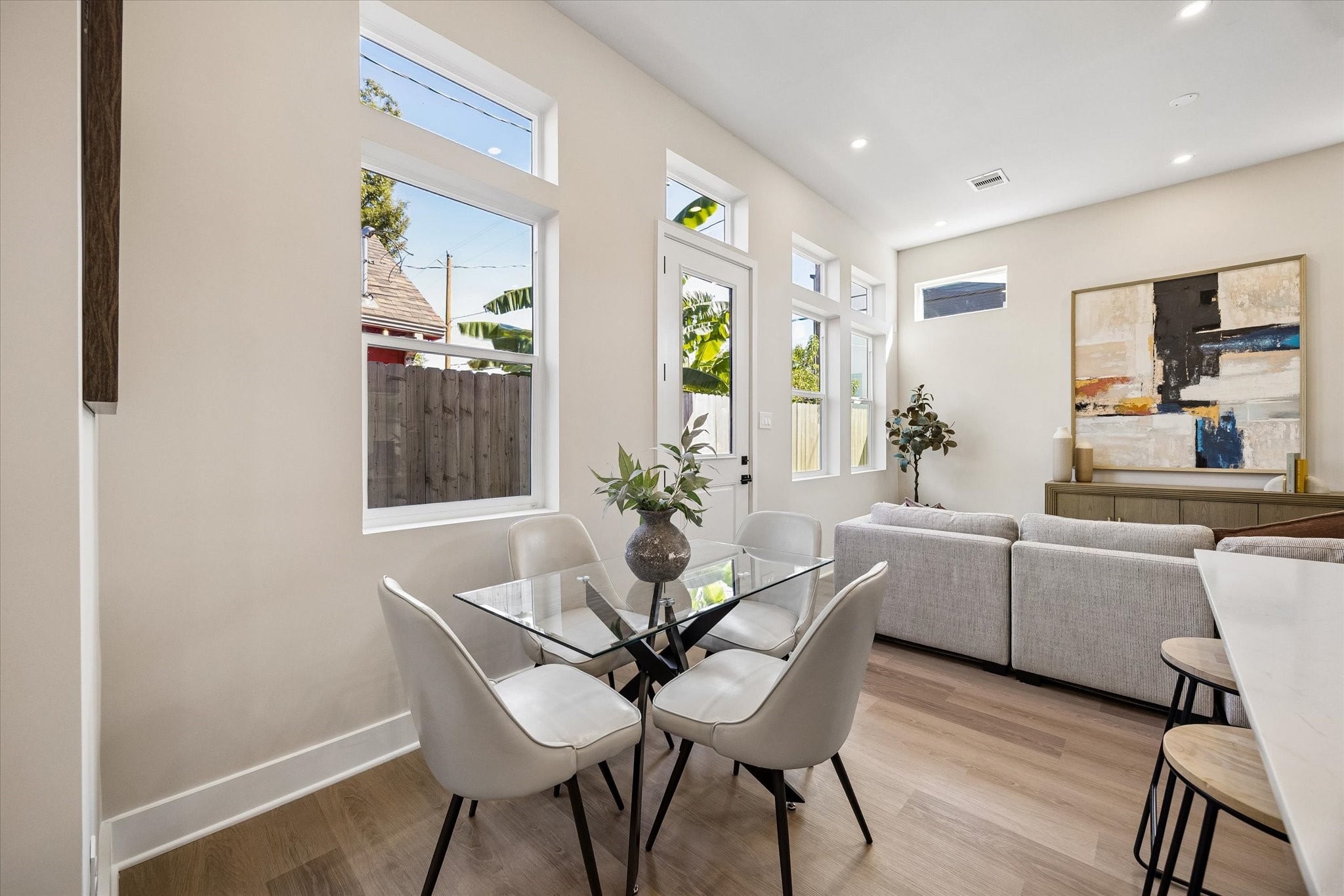 This photo is of the Haven at Highland Model Home at 6702 Zaken (Floor Plan B), and may depict upgrades not included in the standard finishes for this listing.