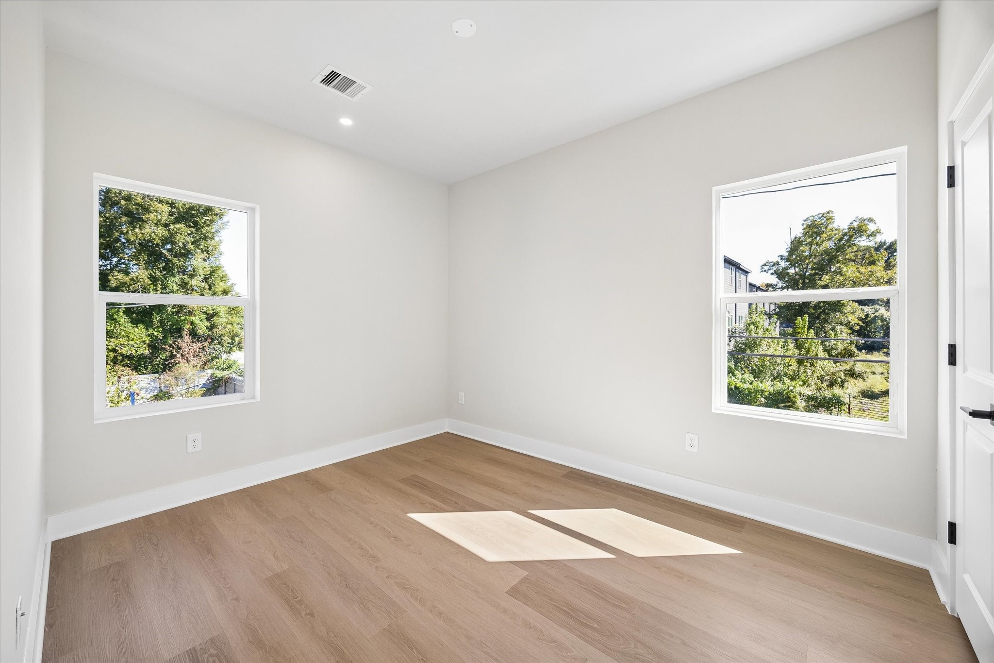 This photo is of the Haven at Highland Model Home at 6702 Zaken (Floor Plan B), and may depict upgrades not included in the standard finishes for this listing.