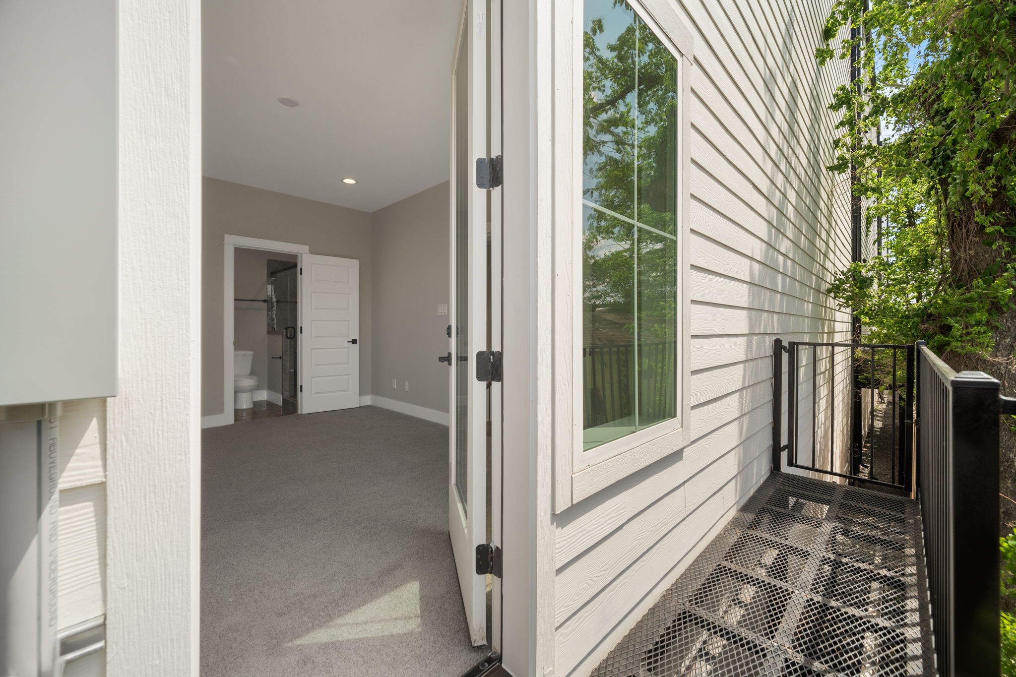 1177 W 19th Street, Houston, TX 77008