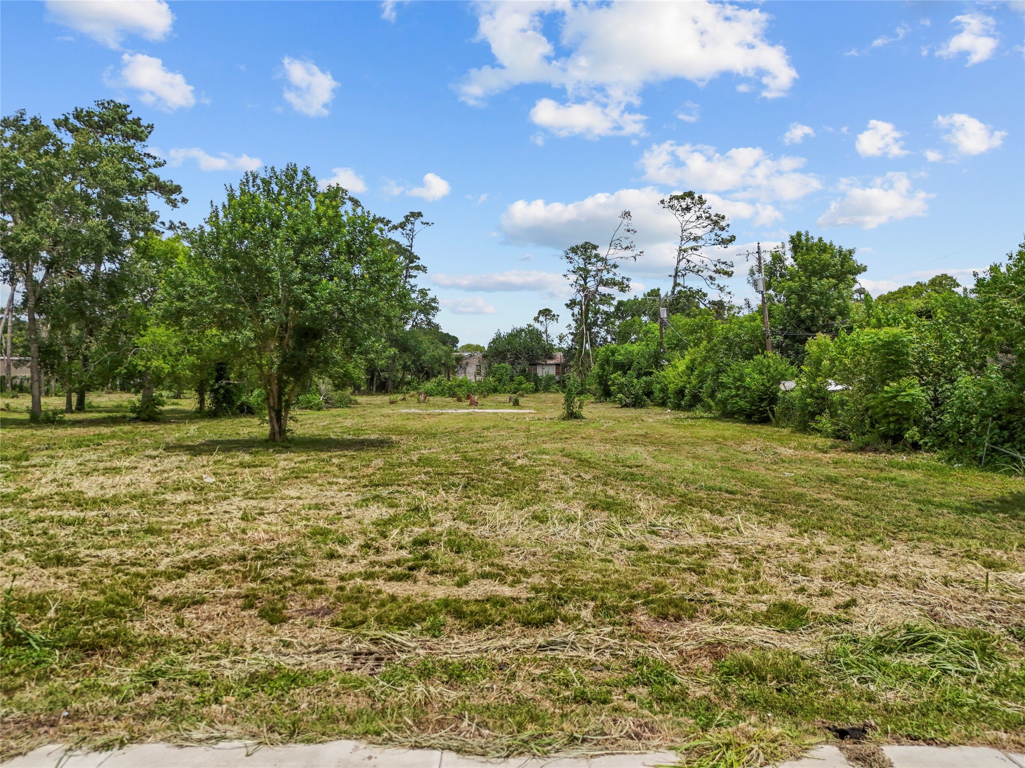 501 FM 517 Rd E, Dickinson, TX 77539 501 FM 517 Rd E, Dickinson, TX 77539