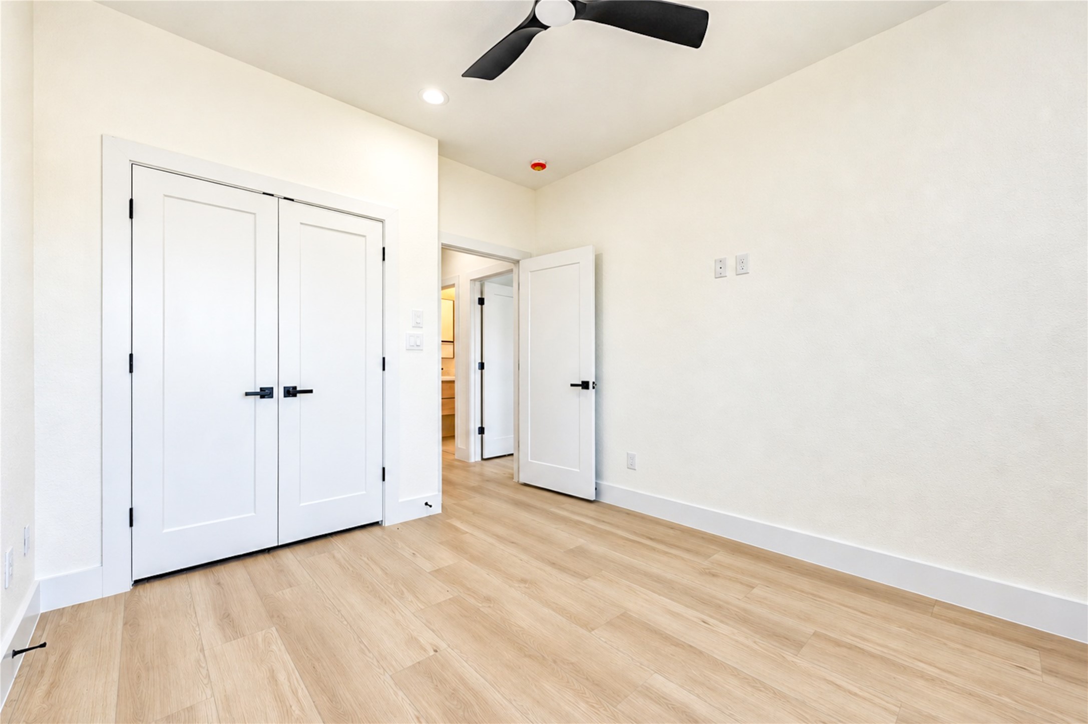 8220 Gladstone Street, #A/B, Houston, TX 77051
