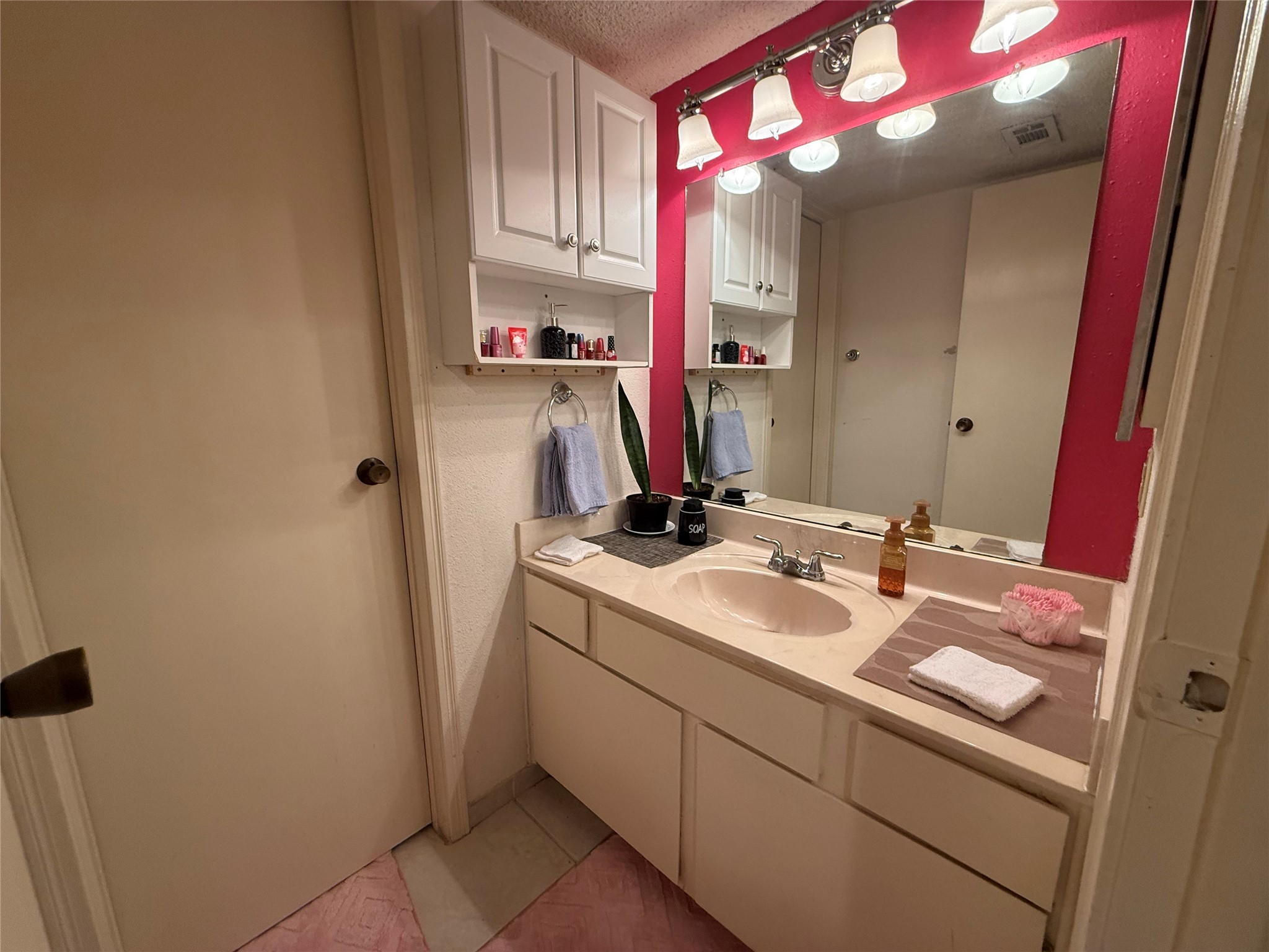 3100 Jeanetta Street, #1008, Houston, TX 77063