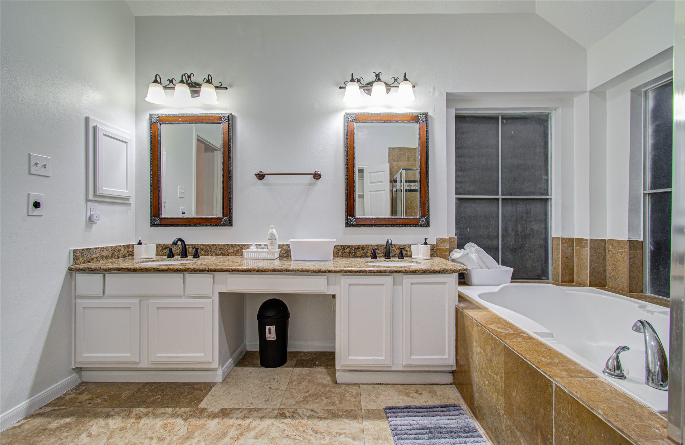 7211 Cambridge Cove Circle, Missouri City, TX 77459